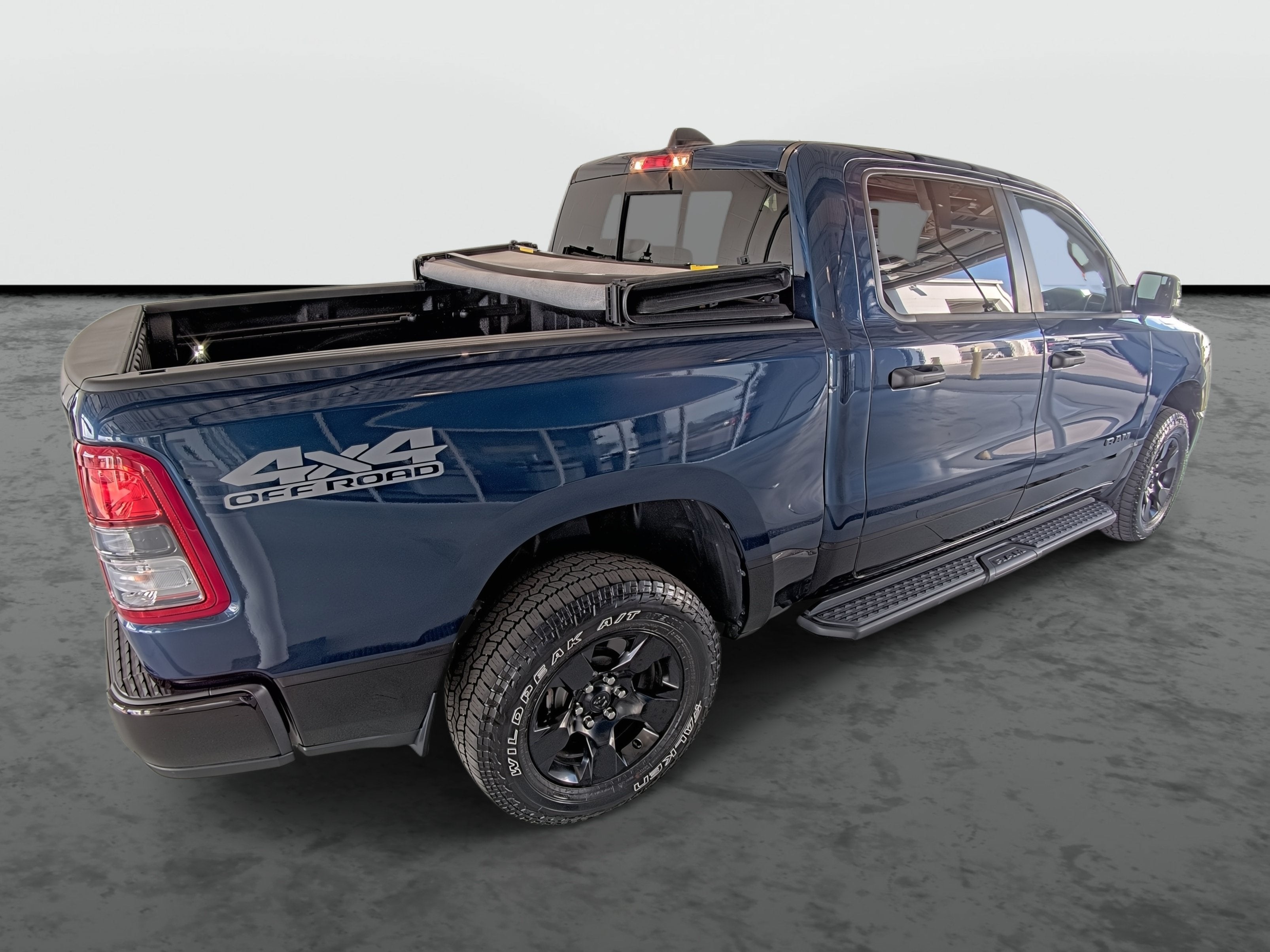 2023 RAM 1500 Big Horn Crew Cab 4x4 5'7" Box