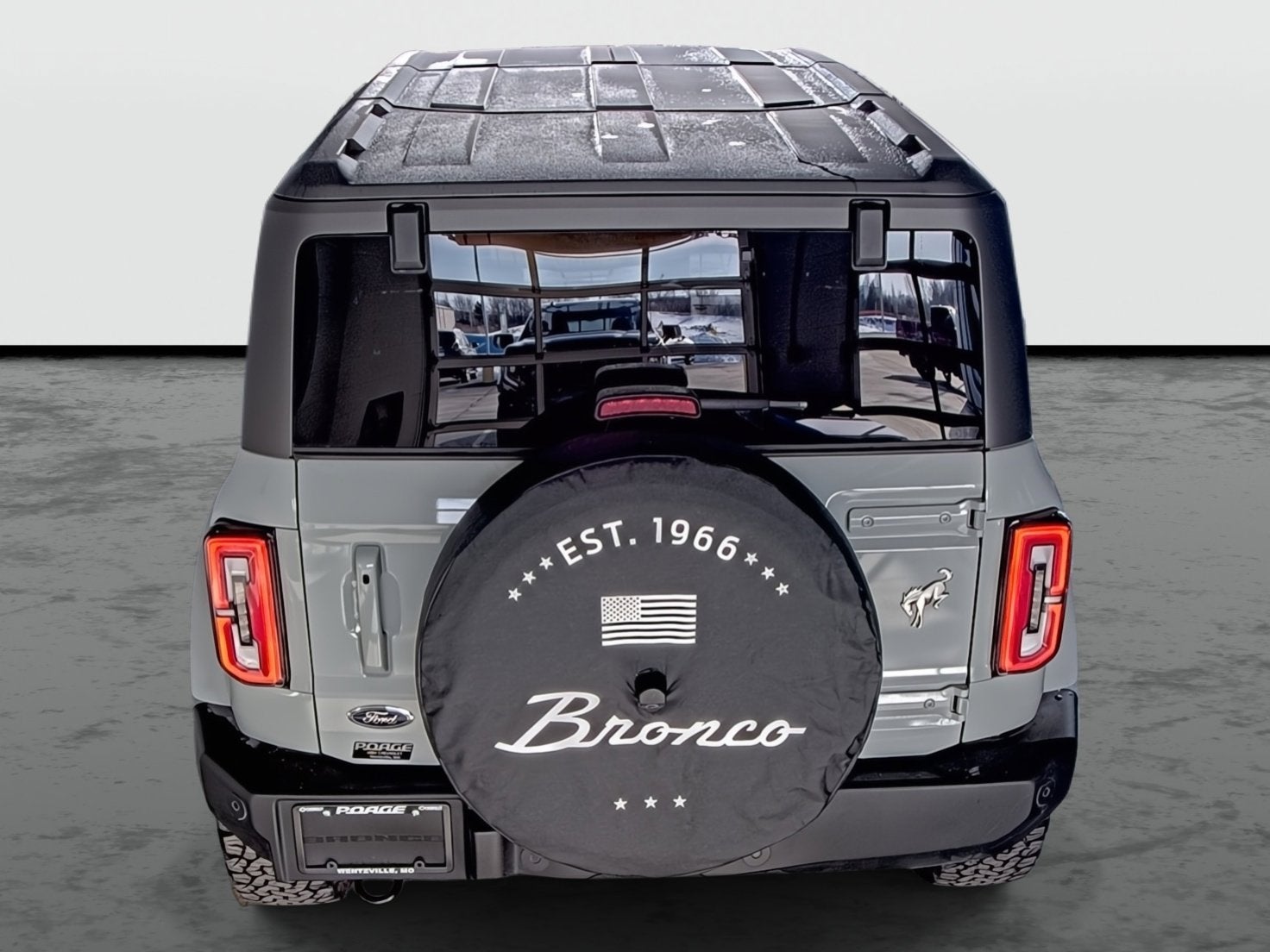 2023 Ford Bronco Outer Banks