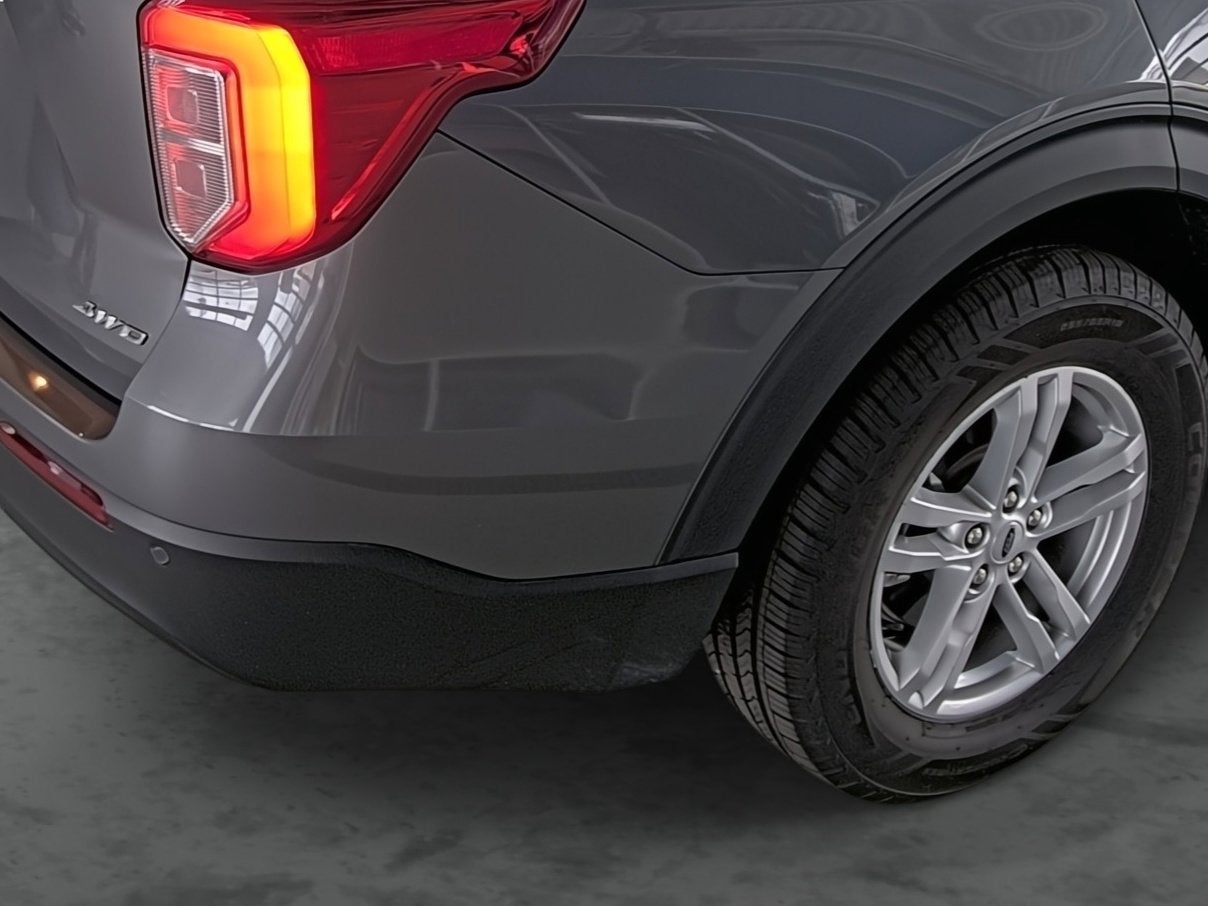 2023 Ford Explorer Base