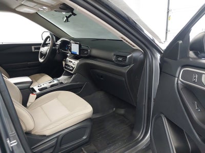 2023 Ford Explorer Base