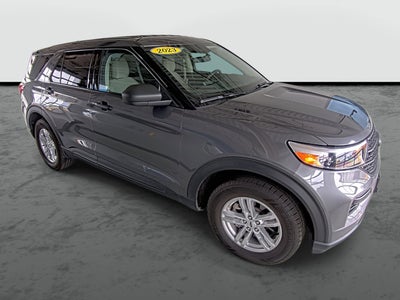 2023 Ford Explorer Base