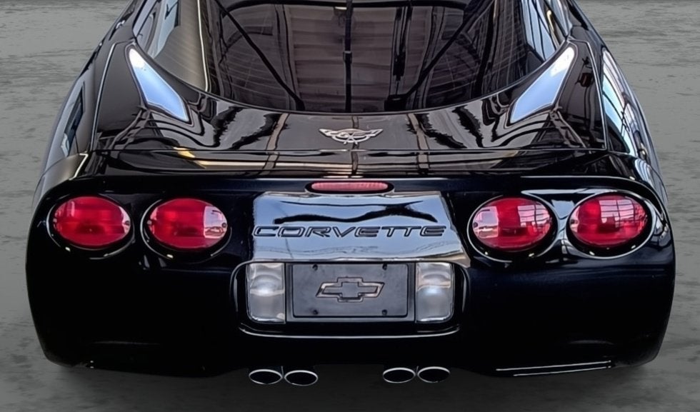 2003 Chevrolet Corvette Base
