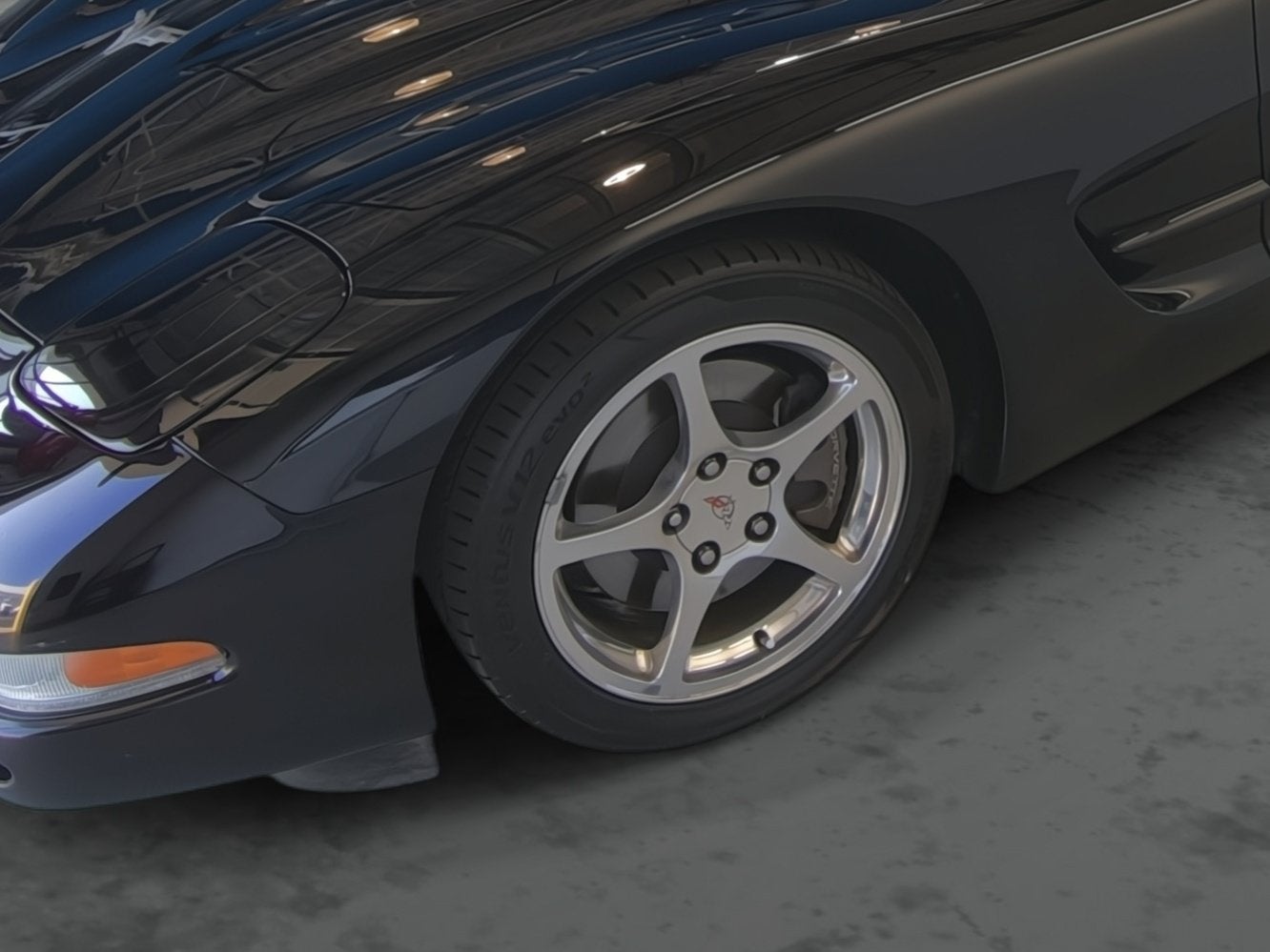 2003 Chevrolet Corvette Base