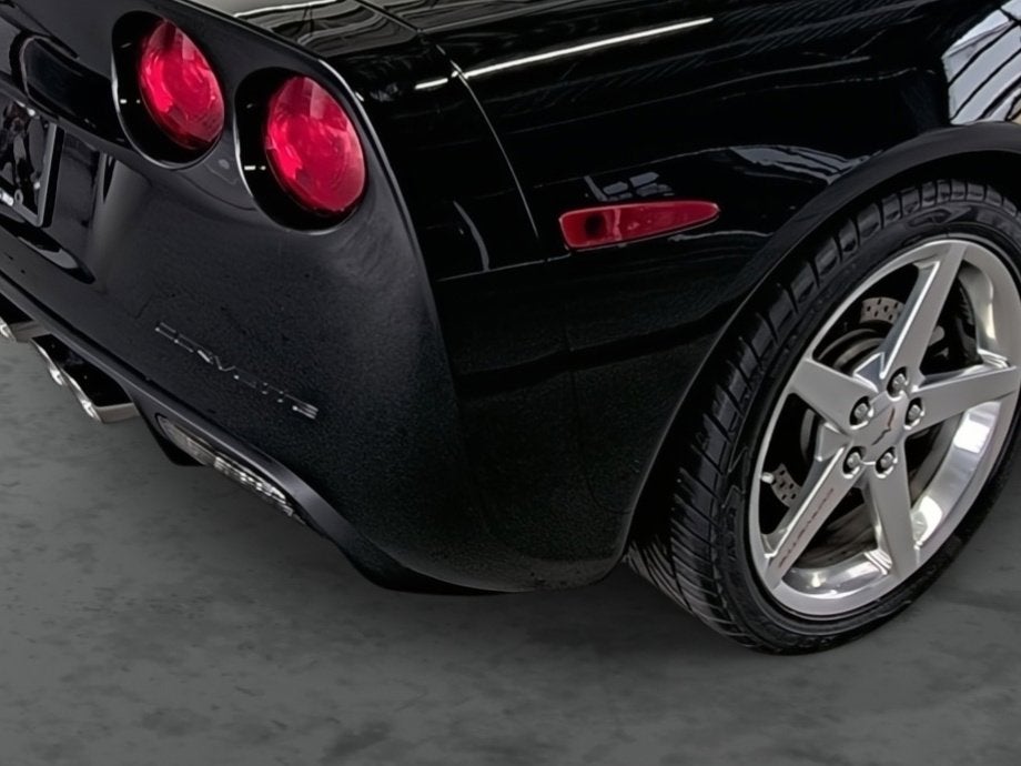 2005 Chevrolet Corvette Base