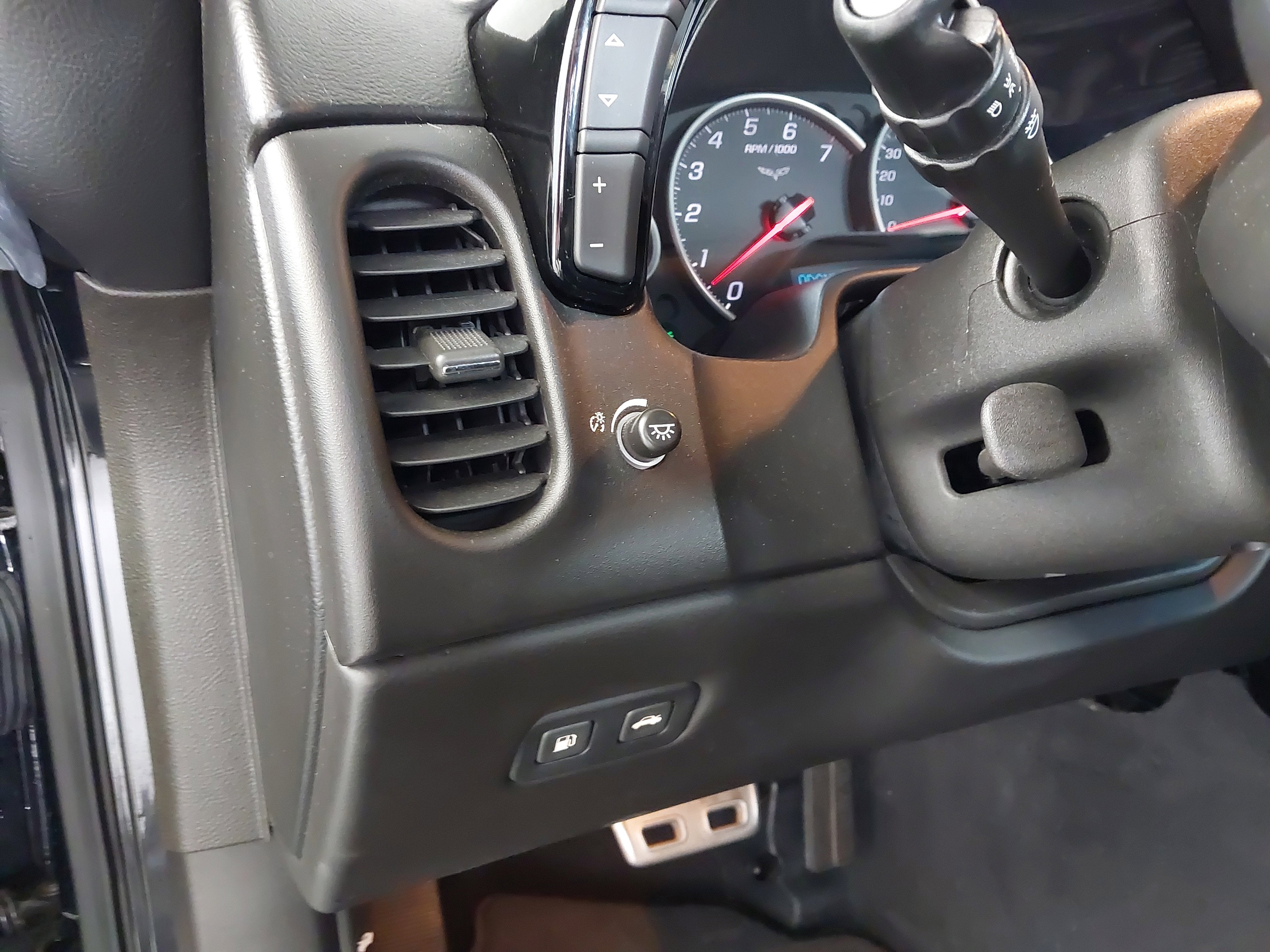 2005 Chevrolet Corvette Base