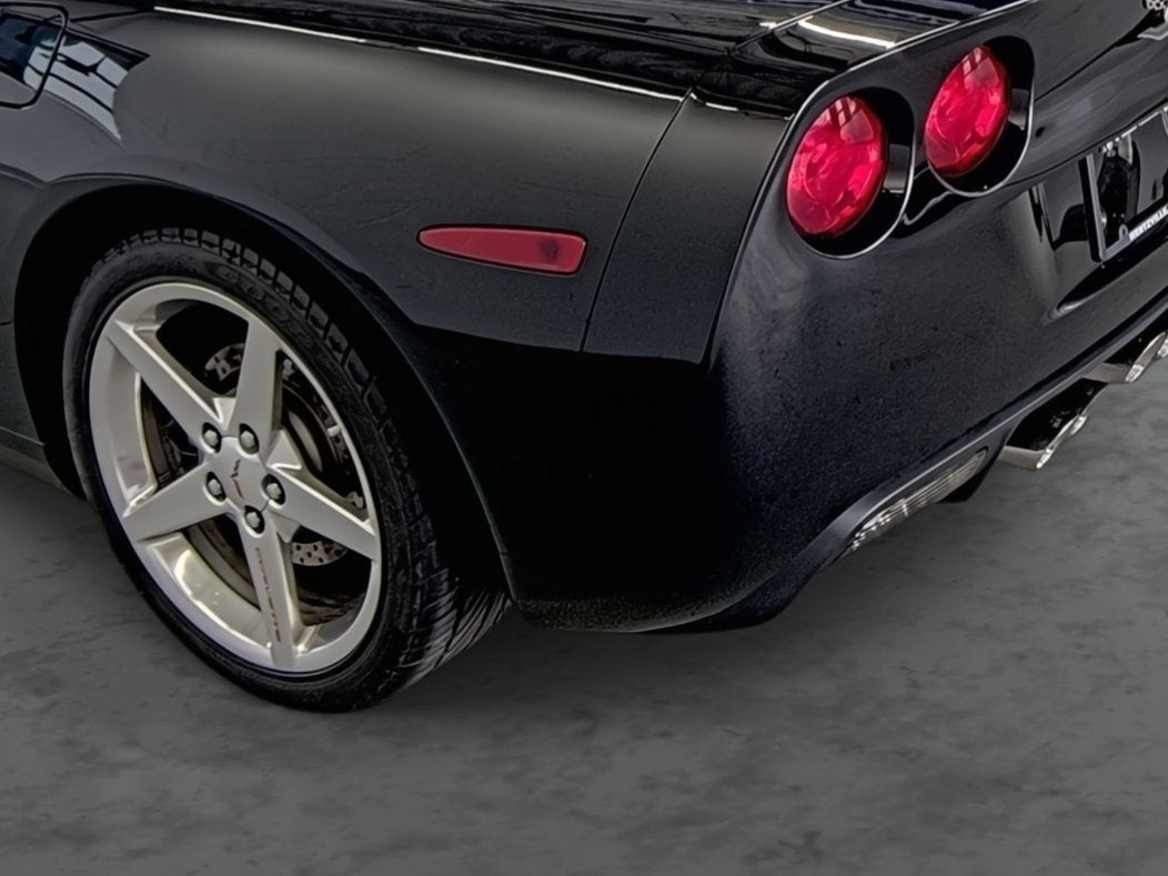 2005 Chevrolet Corvette Base