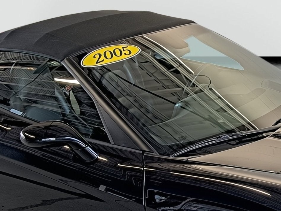 2005 Chevrolet Corvette Base