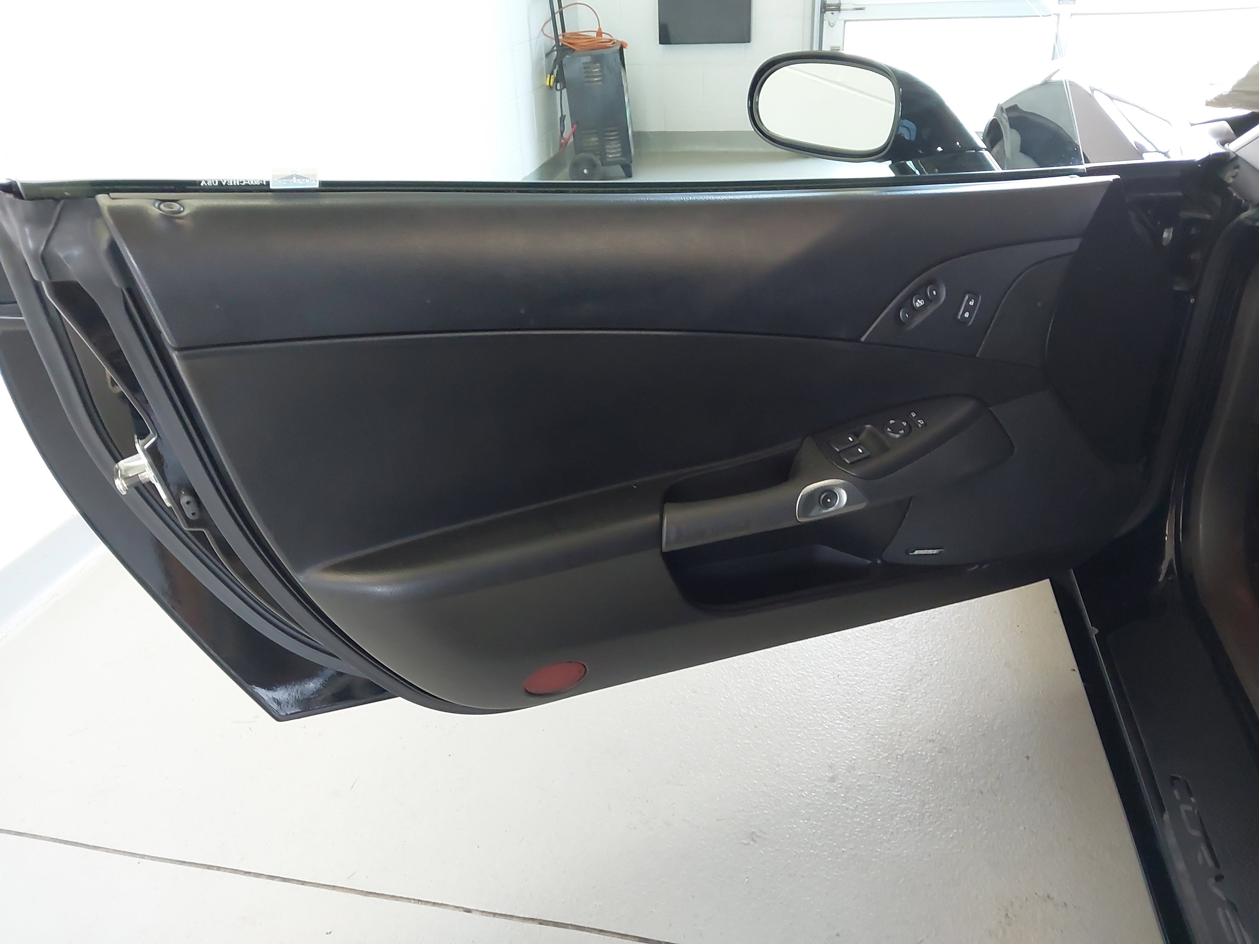2005 Chevrolet Corvette Base