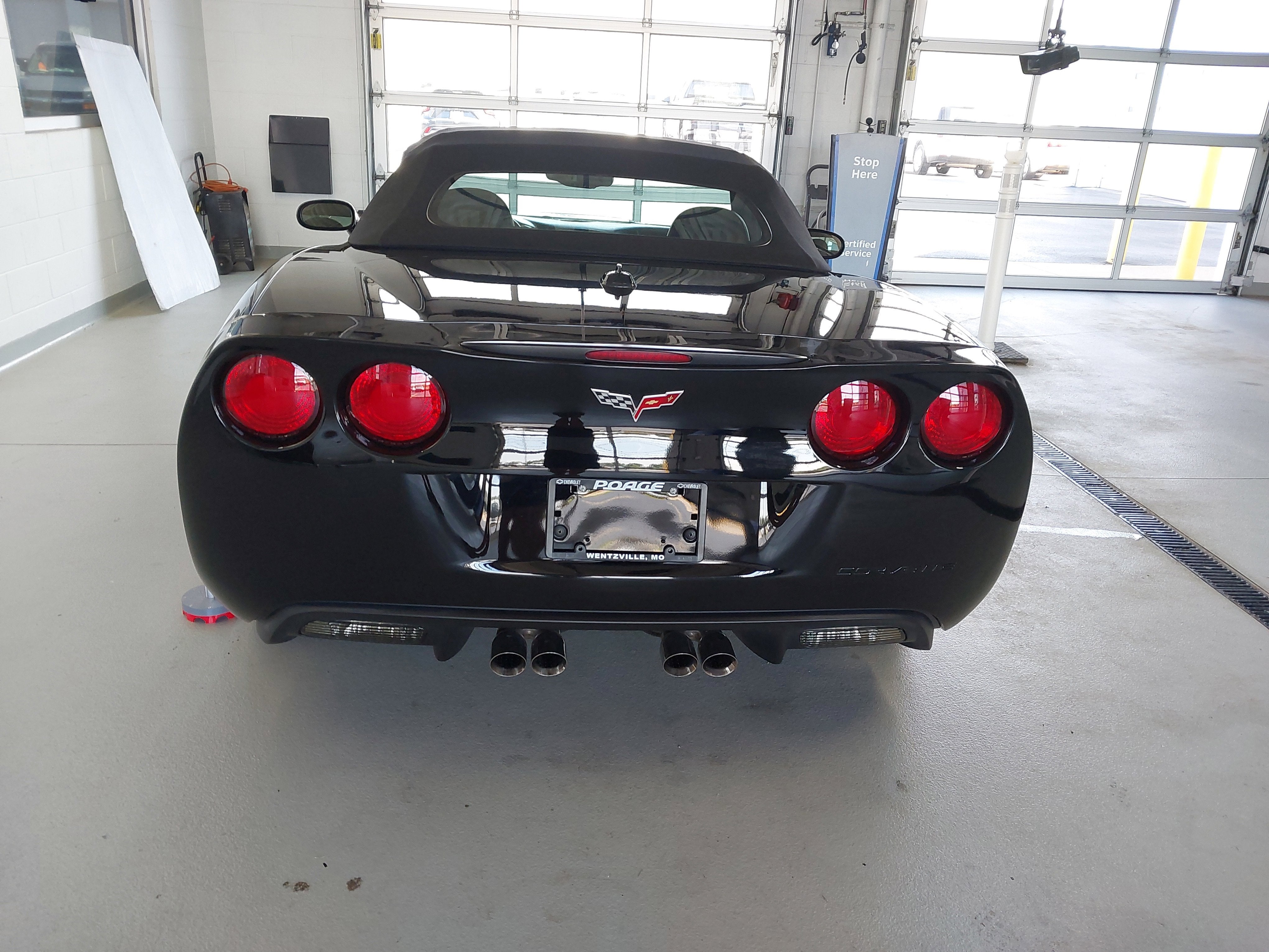 2005 Chevrolet Corvette Base
