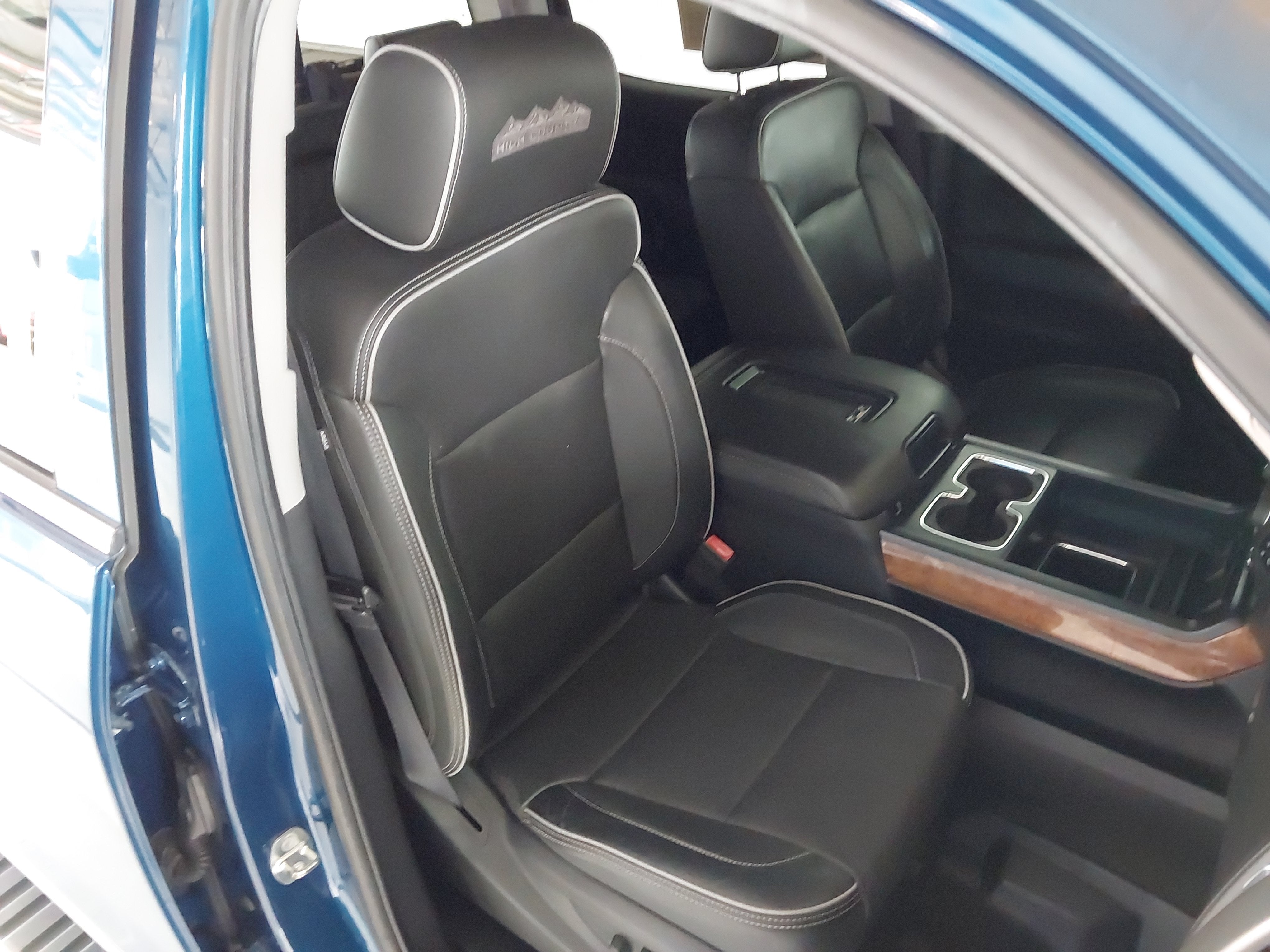 2017 Chevrolet Silverado 2500 HD High Country
