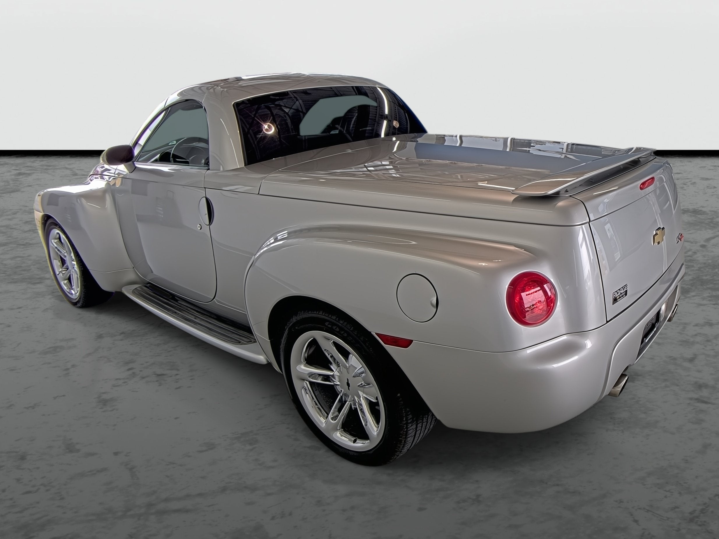 2004 Chevrolet SSR LS