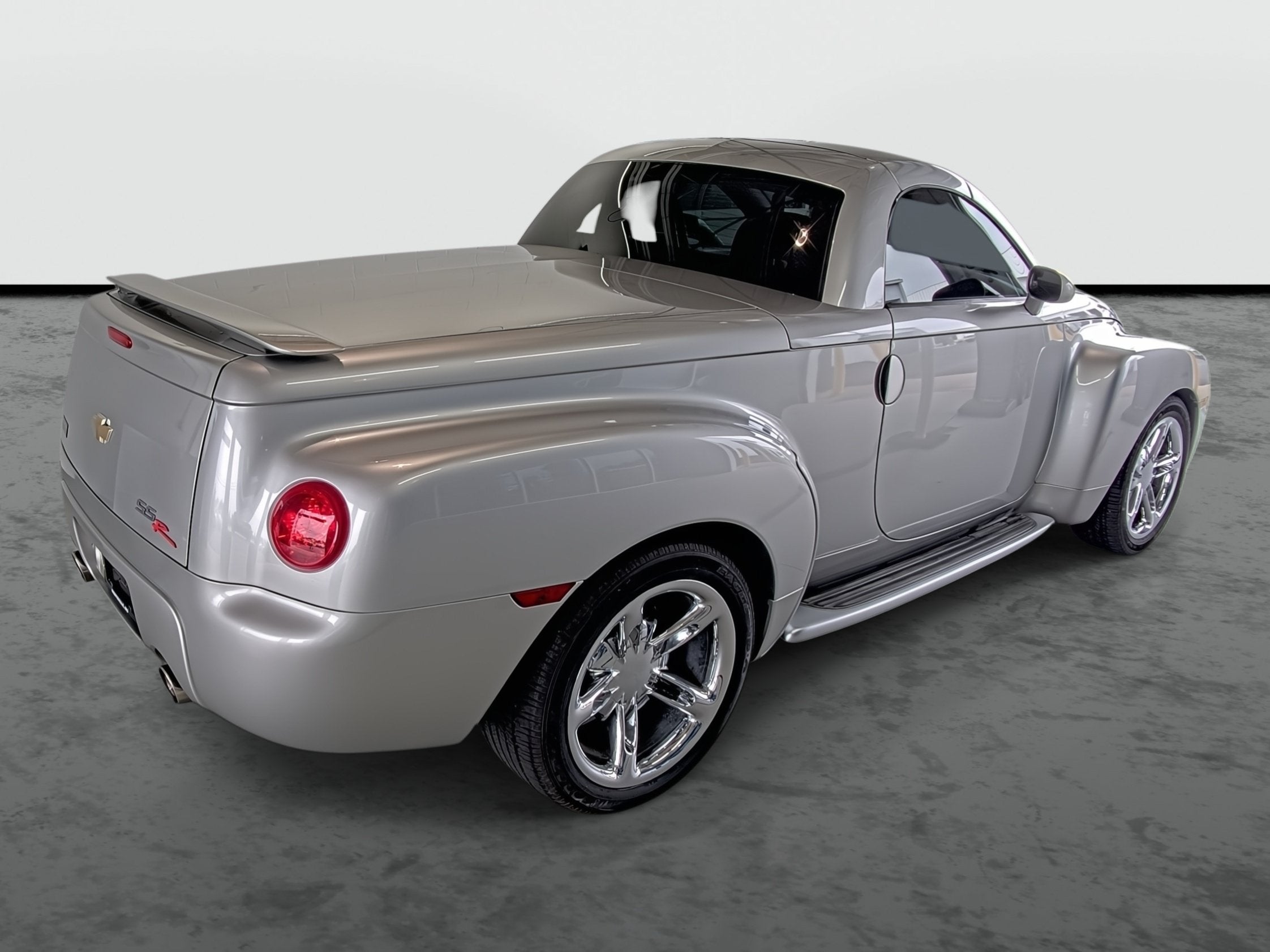 2004 Chevrolet SSR LS