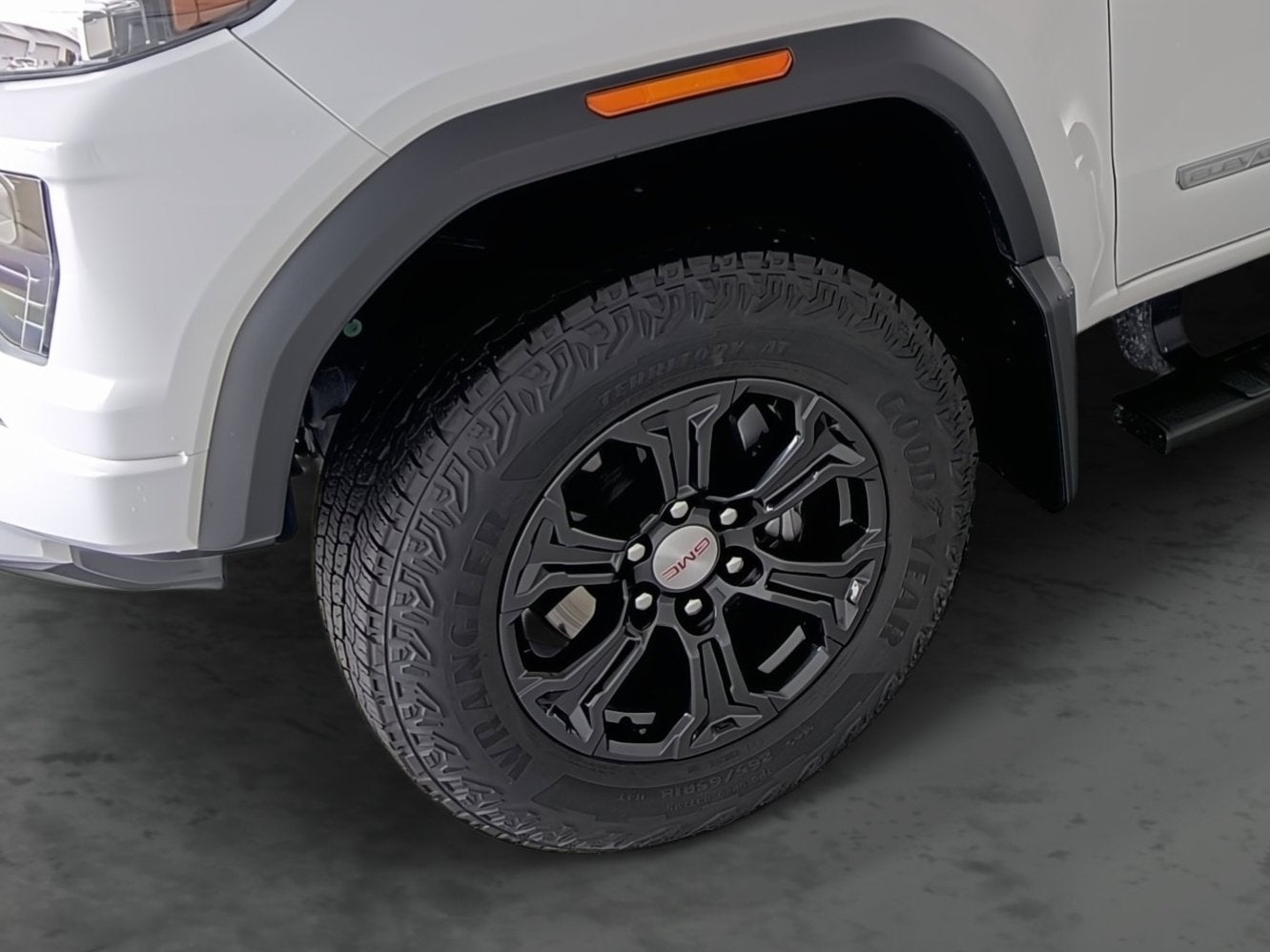 2023 GMC Canyon Elevation