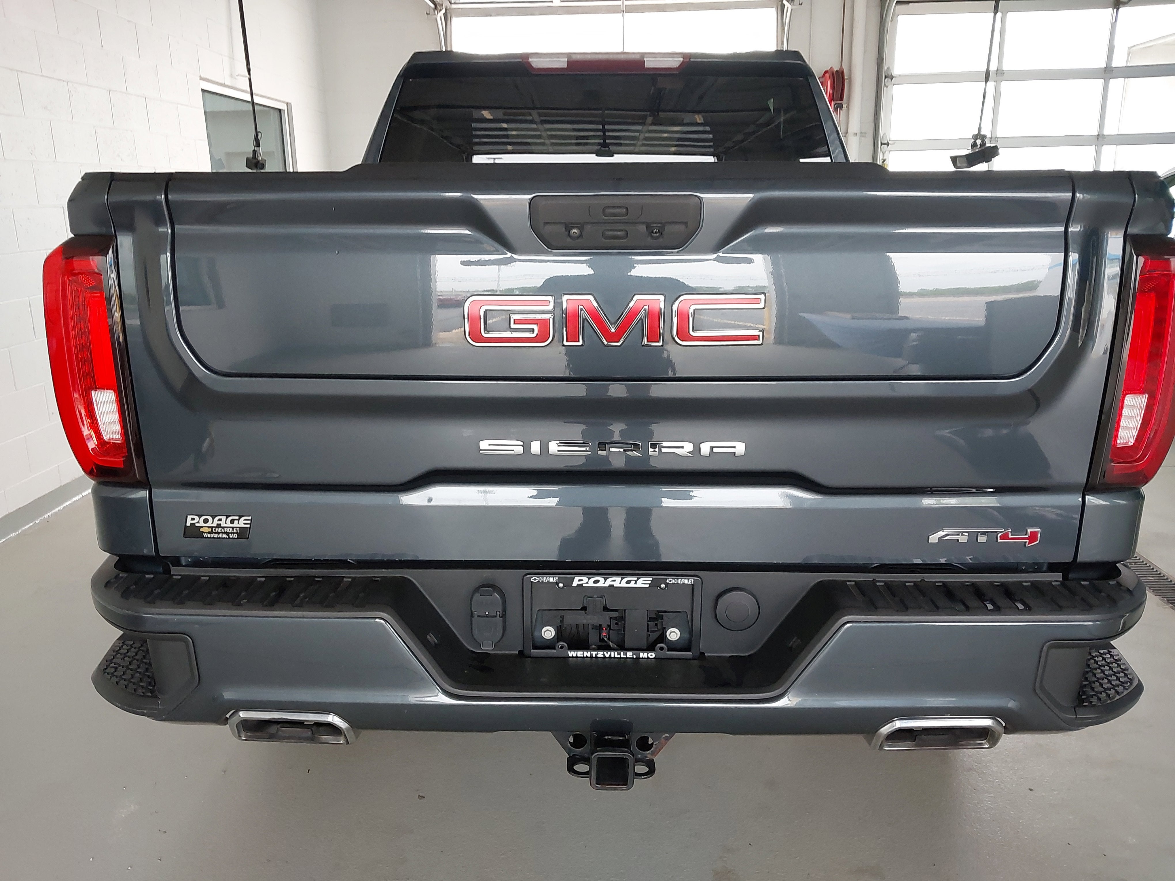 2021 GMC Sierra 1500 AT4