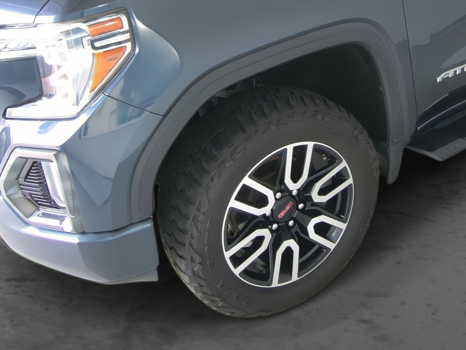2021 GMC Sierra 1500 AT4