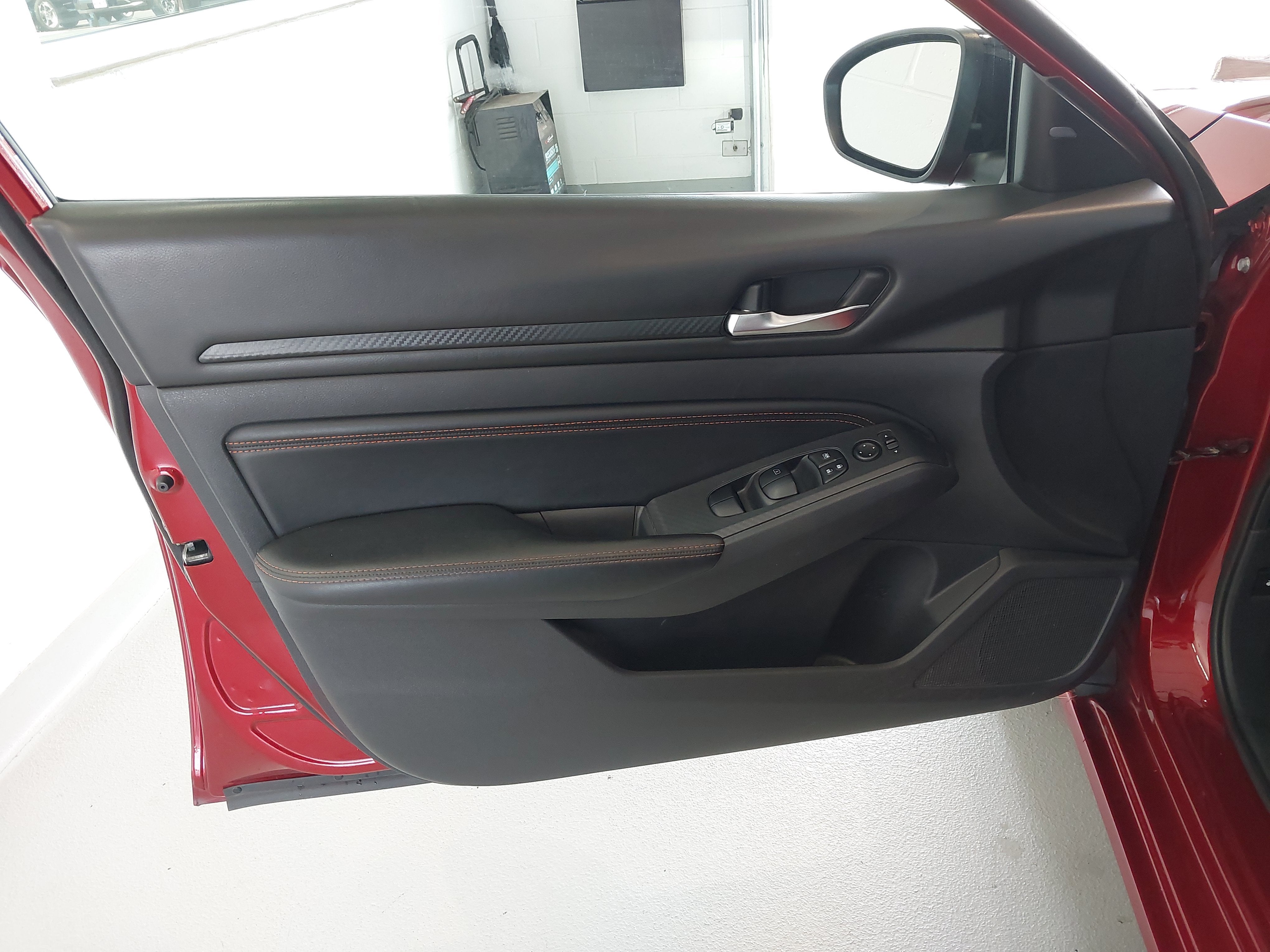 2020 Nissan Altima SR FWD