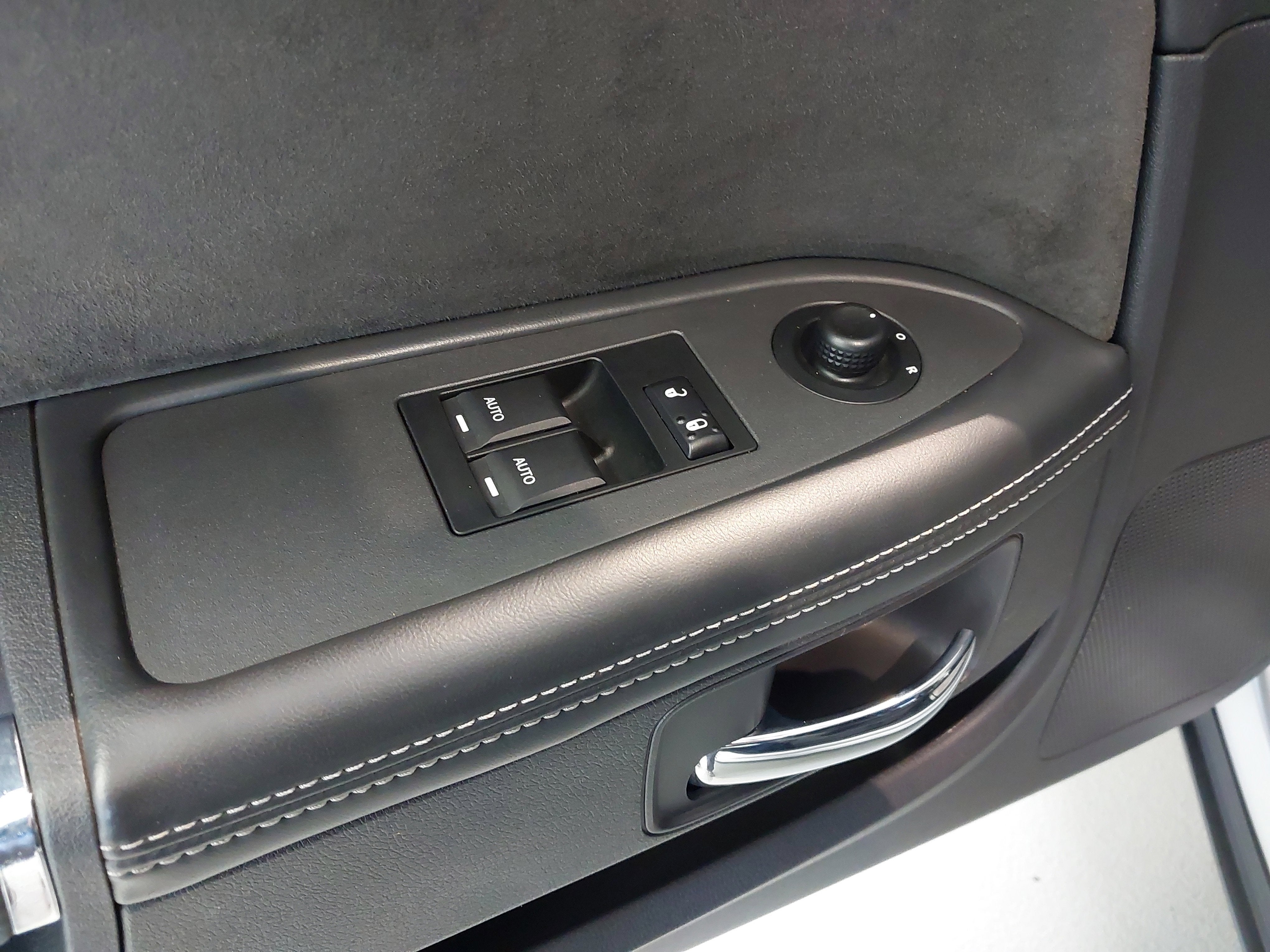 2008 Dodge Challenger SRT8