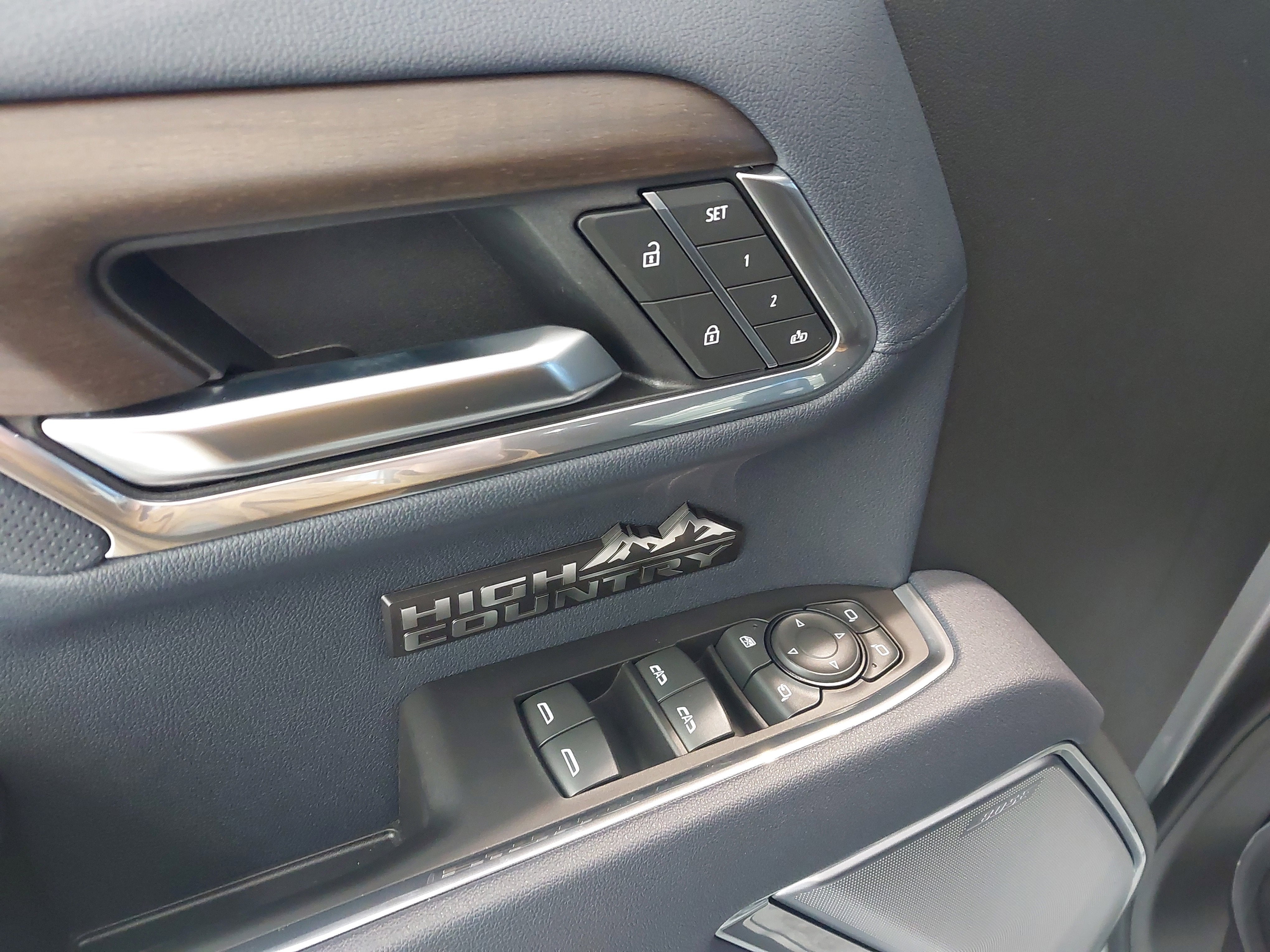 2025 Chevrolet Silverado 1500 High Country