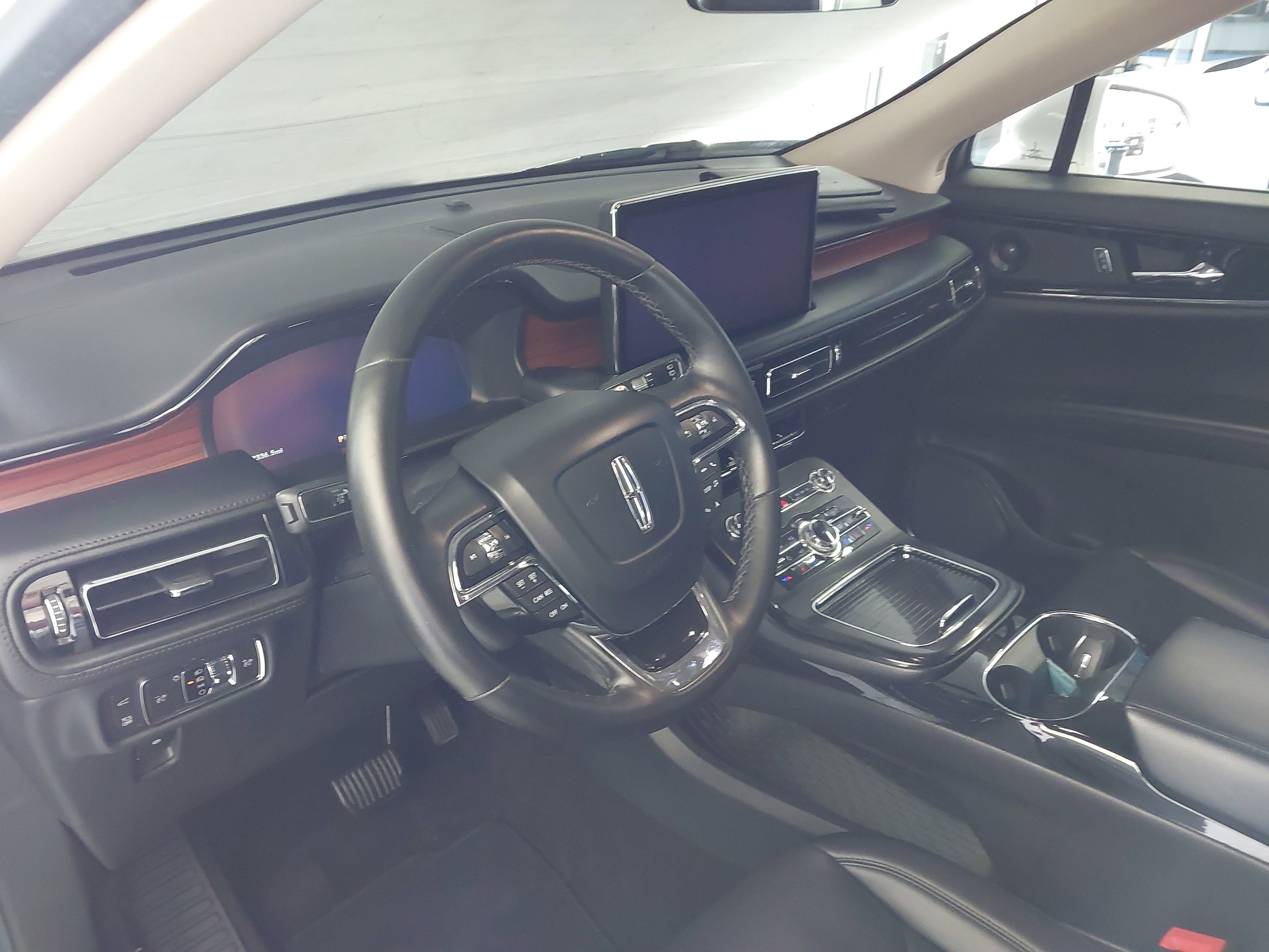 2021 Lincoln Nautilus Reserve