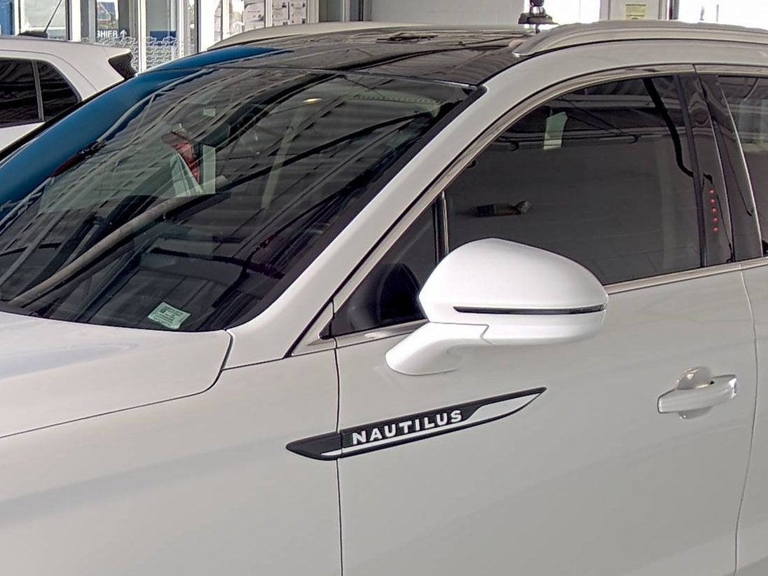 2021 Lincoln Nautilus Reserve