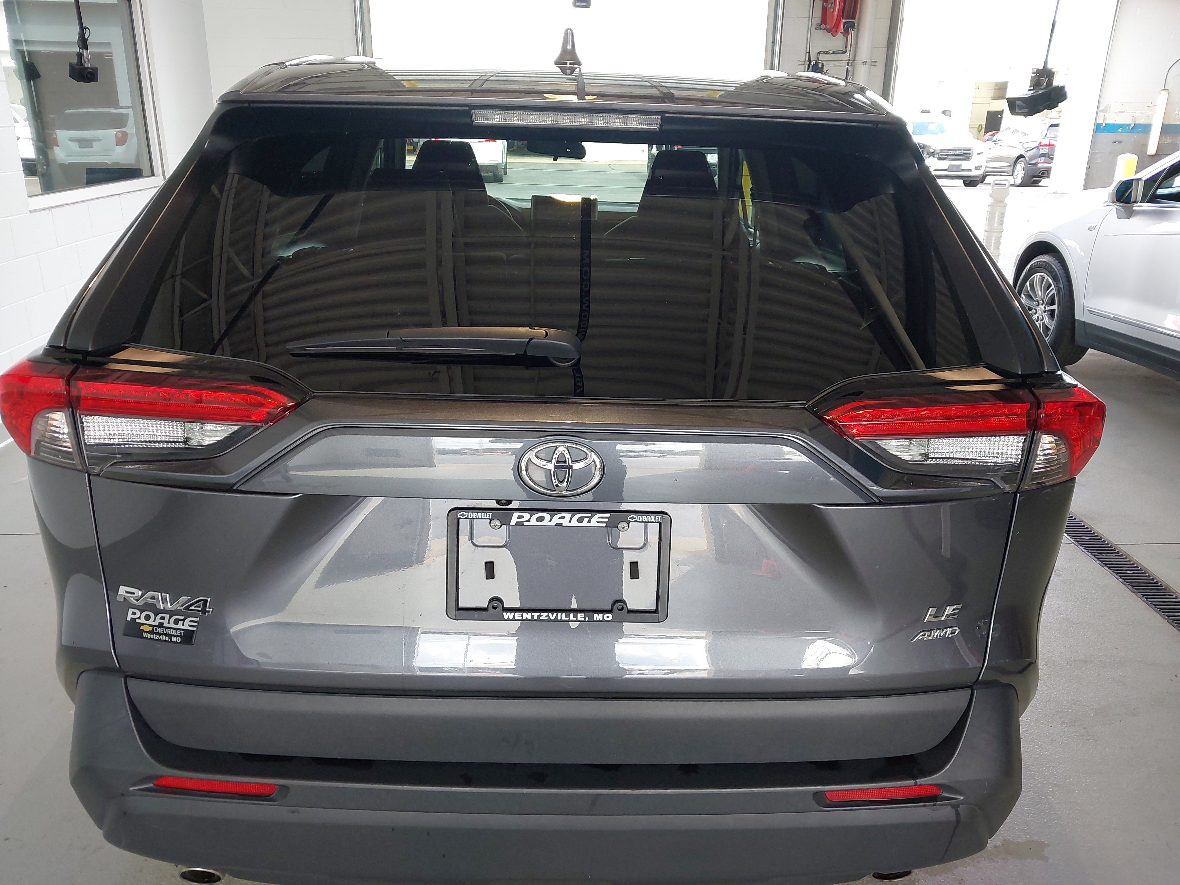 2025 Toyota RAV4 LE