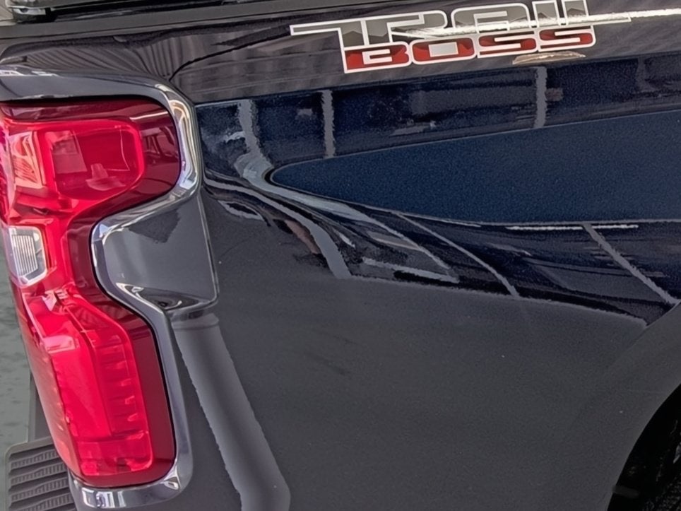 2022 Chevrolet Silverado 1500 Custom Trail Boss