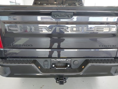 2022 Chevrolet Silverado 1500 Custom Trail Boss