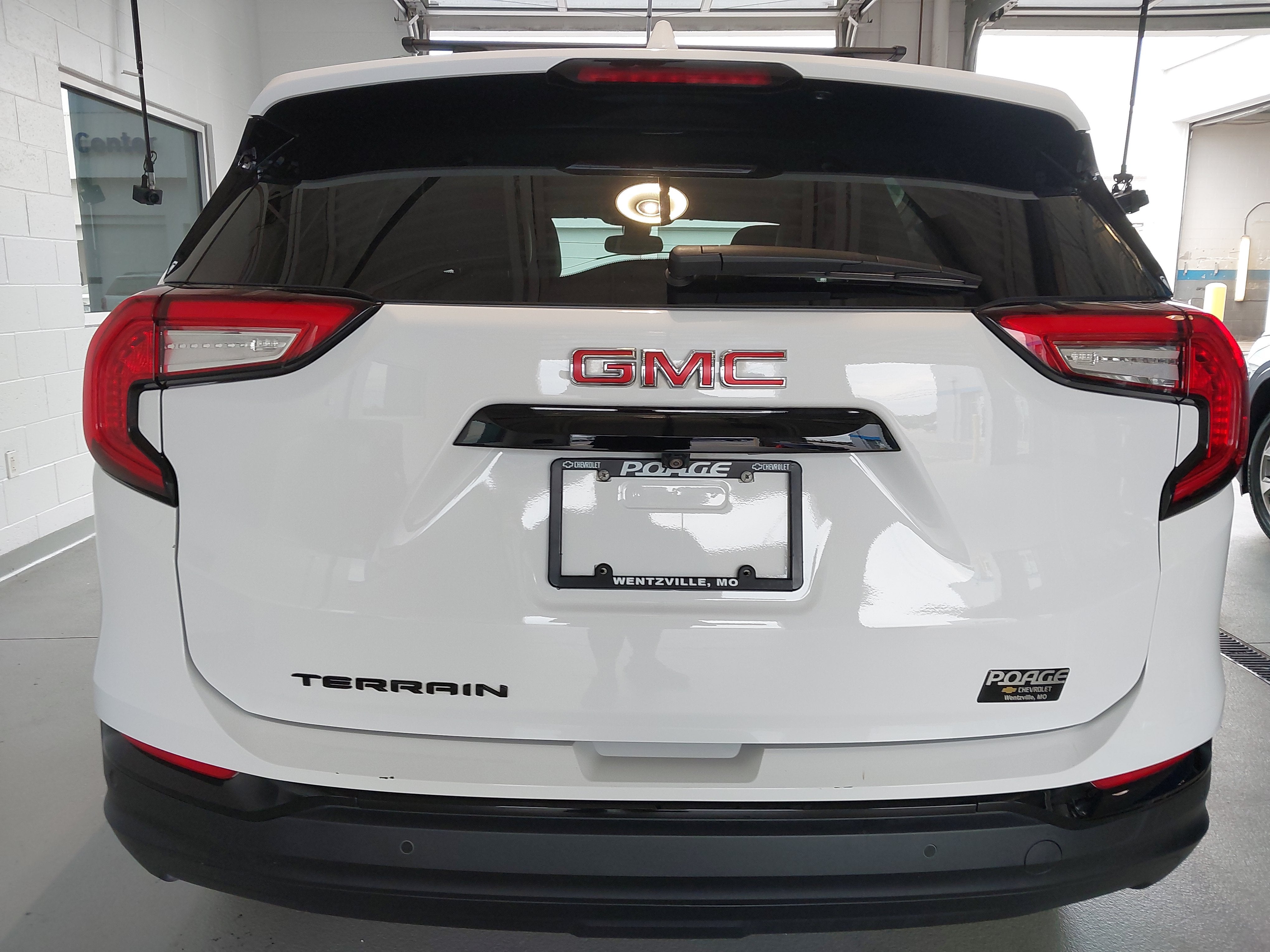 2024 GMC Terrain SLT