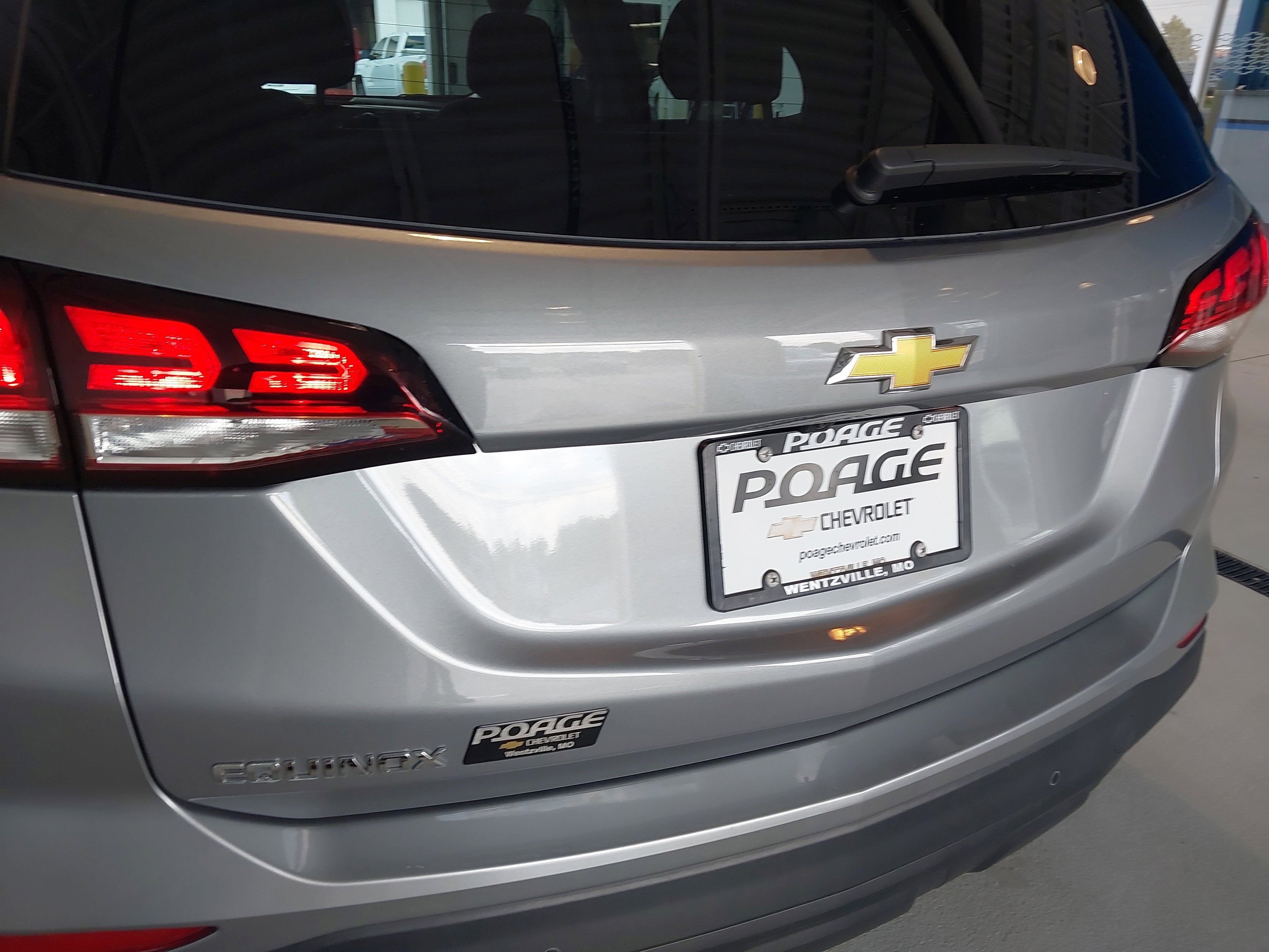 2023 Chevrolet Equinox LS