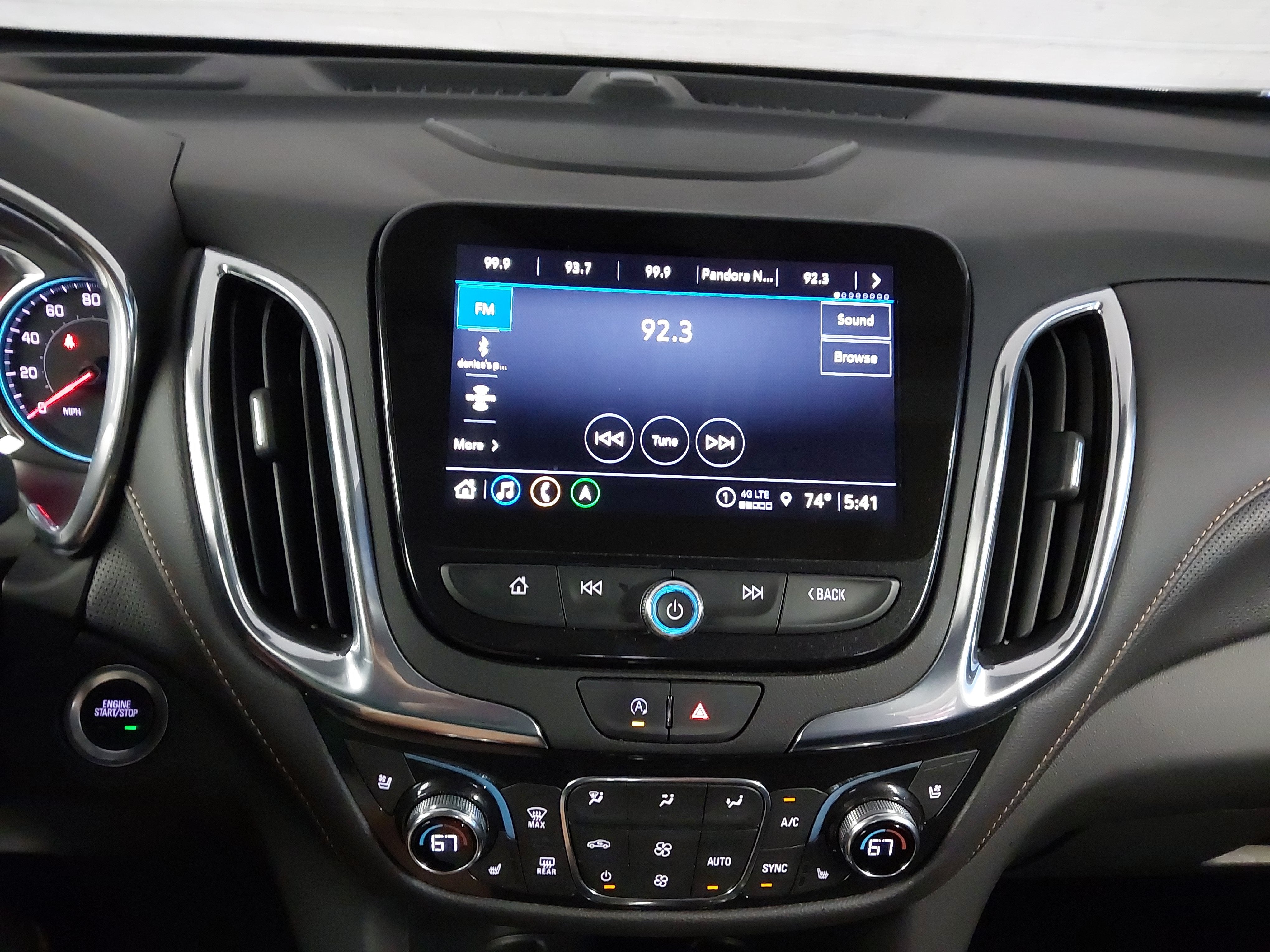 2024 Chevrolet Equinox Premier