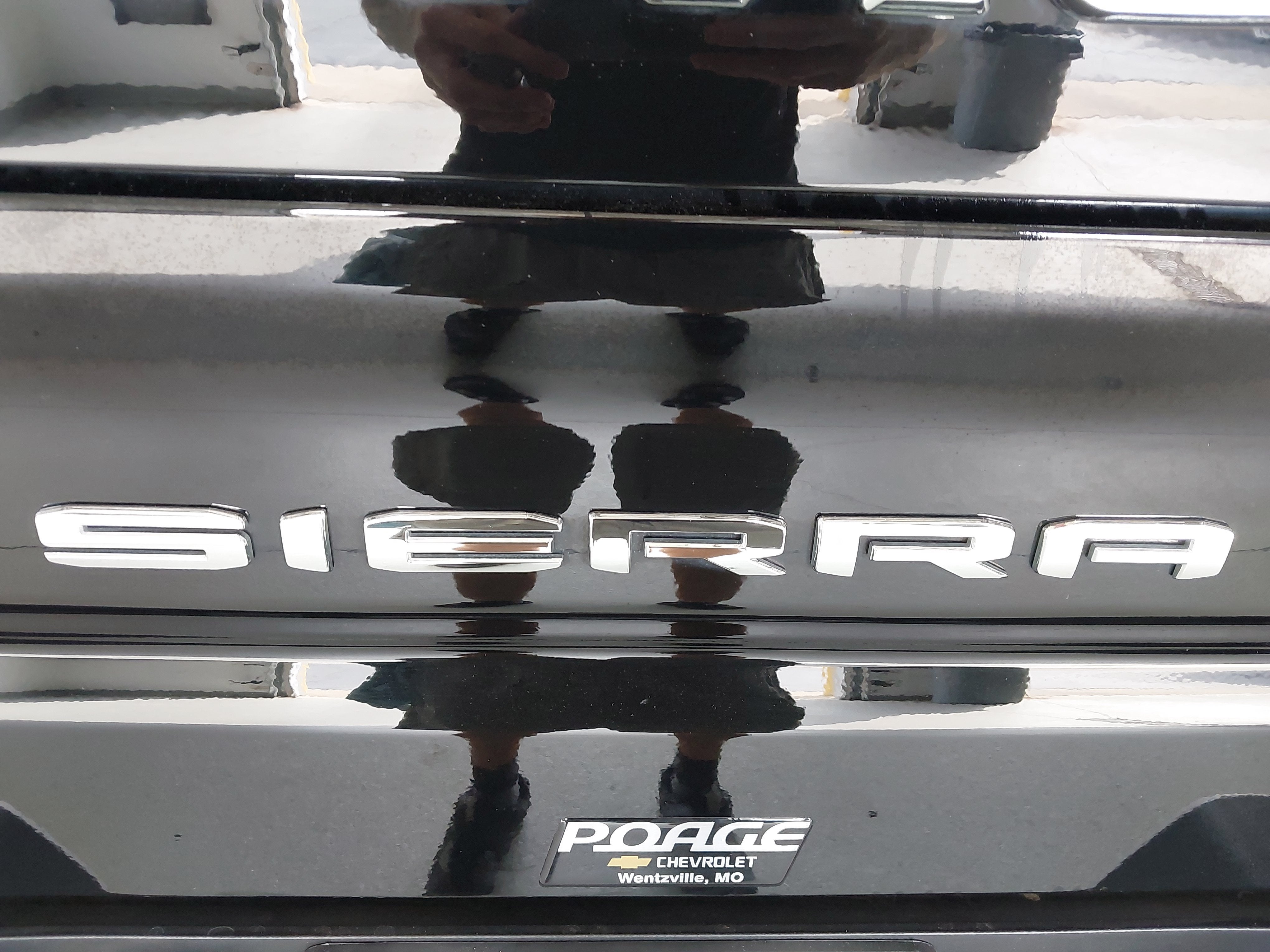 2024 GMC Sierra 1500 AT4X