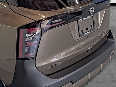 2025 Nissan Kicks SR FWD