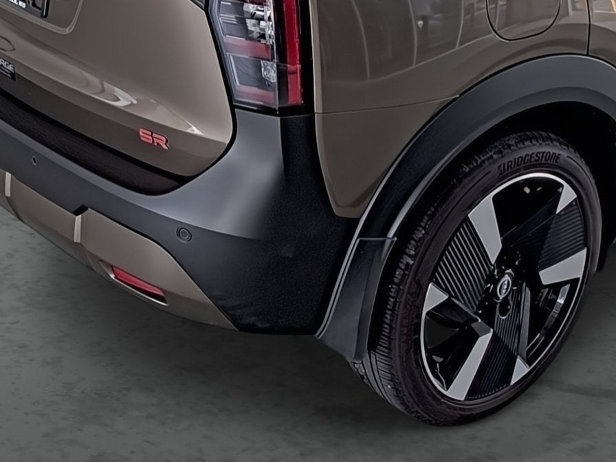 2025 Nissan Kicks SR FWD