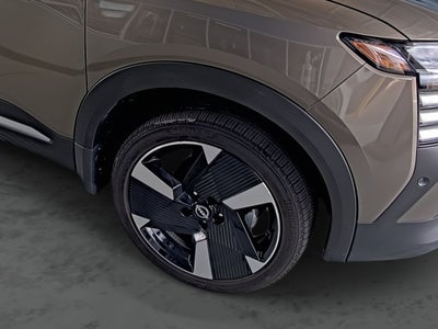 2025 Nissan Kicks SR FWD