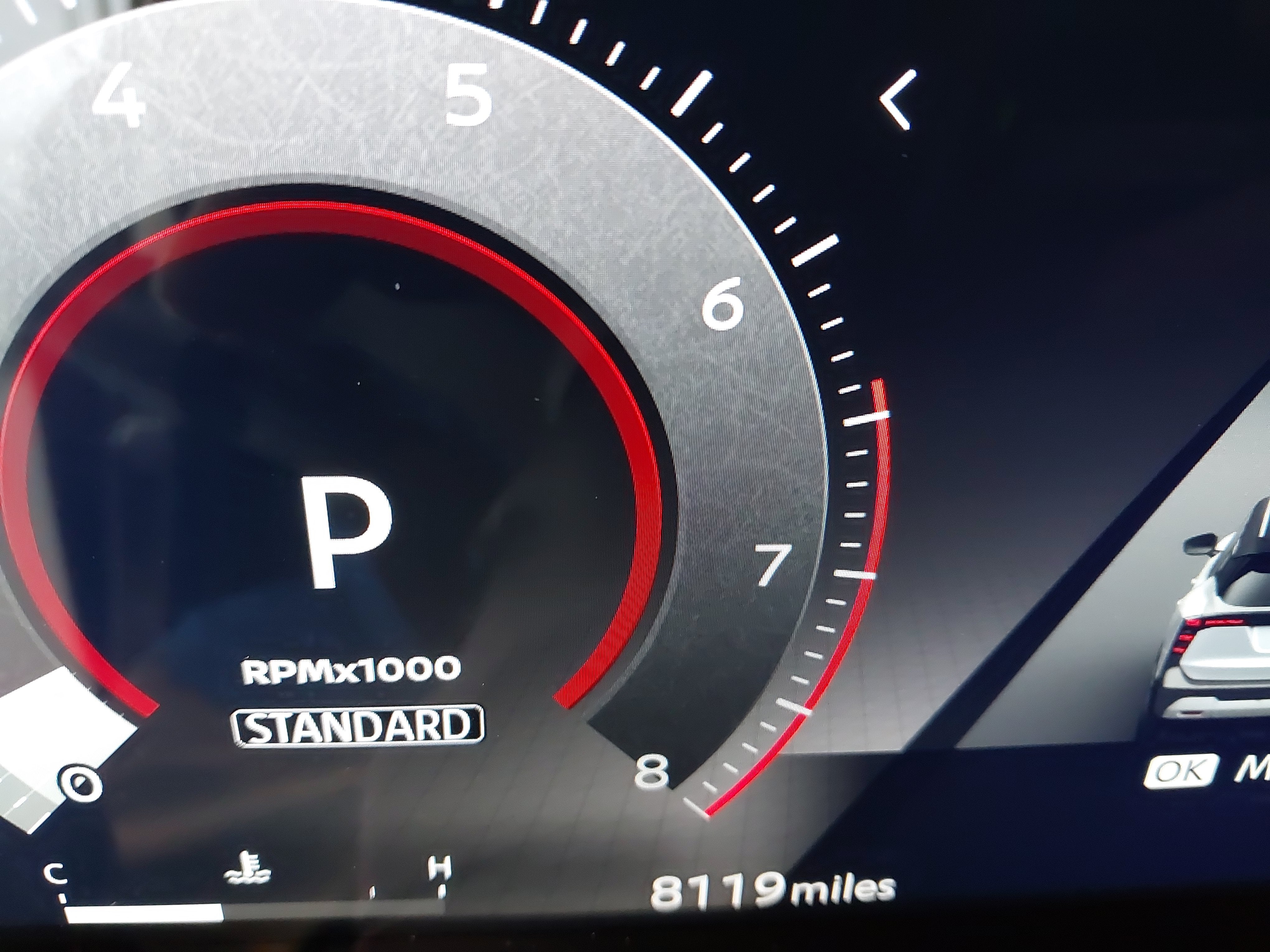 2025 Nissan Kicks SR FWD
