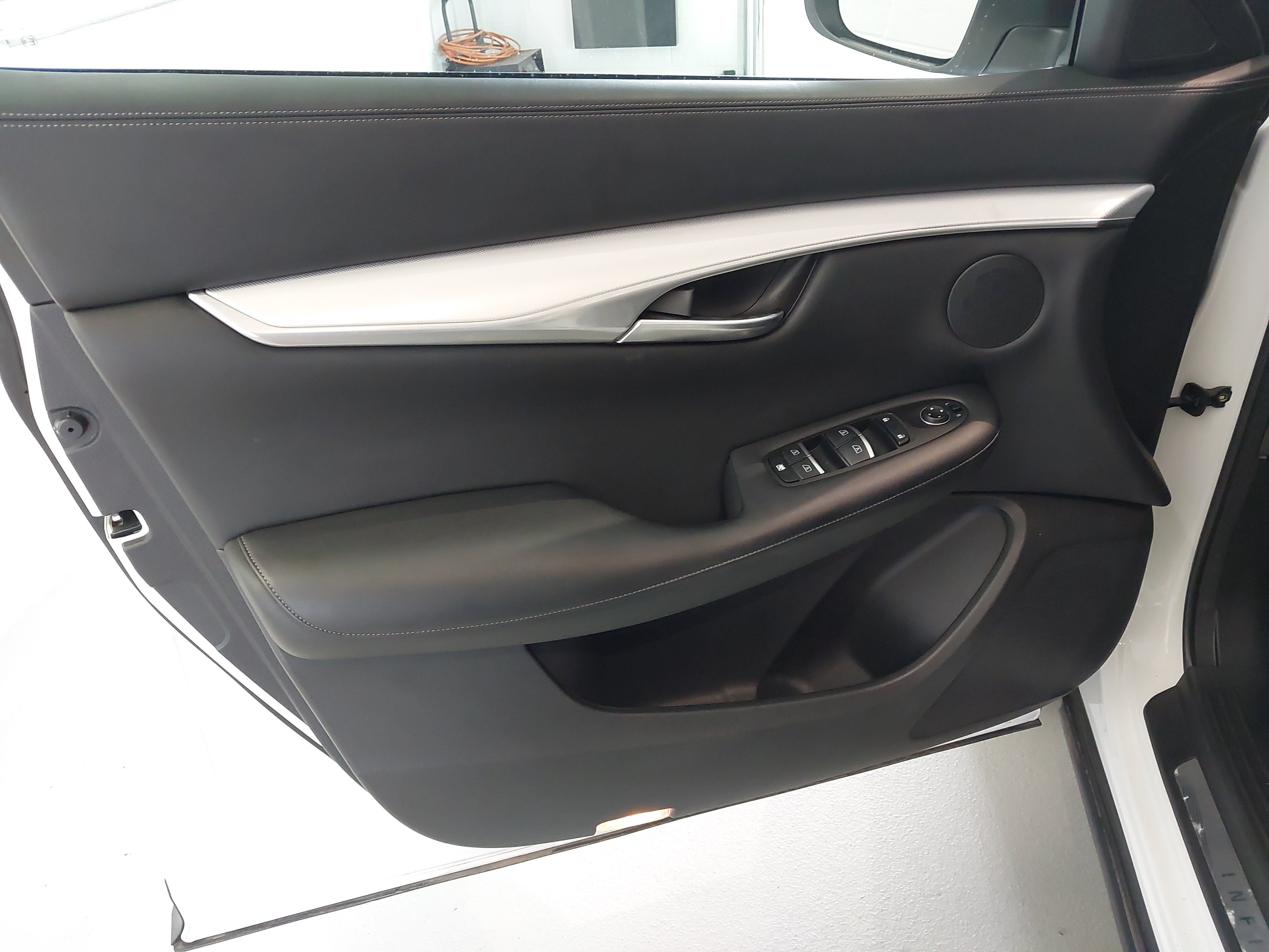 2020 INFINITI QX50 LUXE AWD