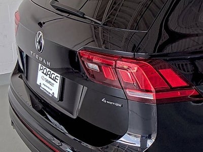 2022 Volkswagen Tiguan 2.0T SE R-Line Black