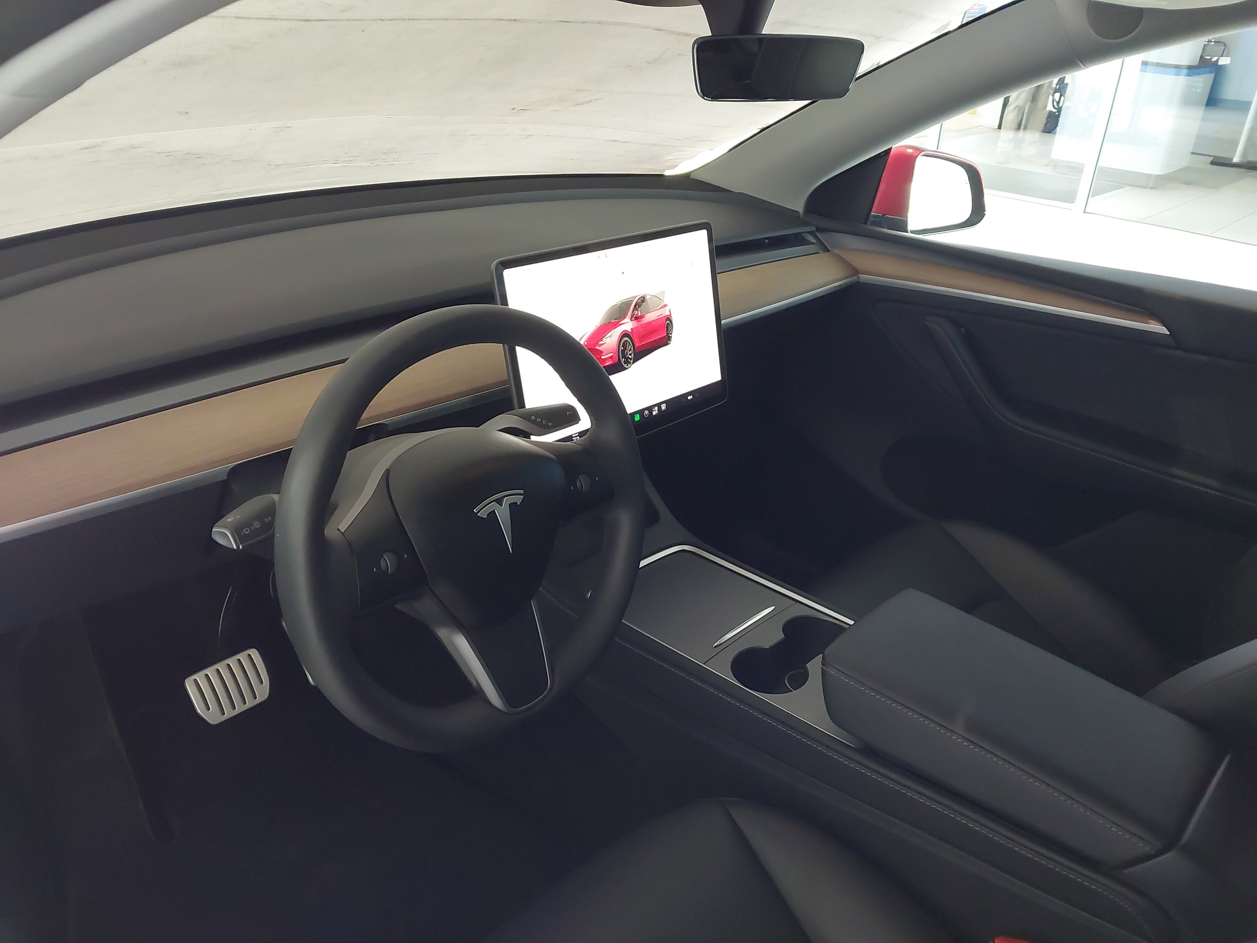 2025 Tesla Model Y Performance