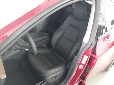 2025 Tesla Model Y Performance