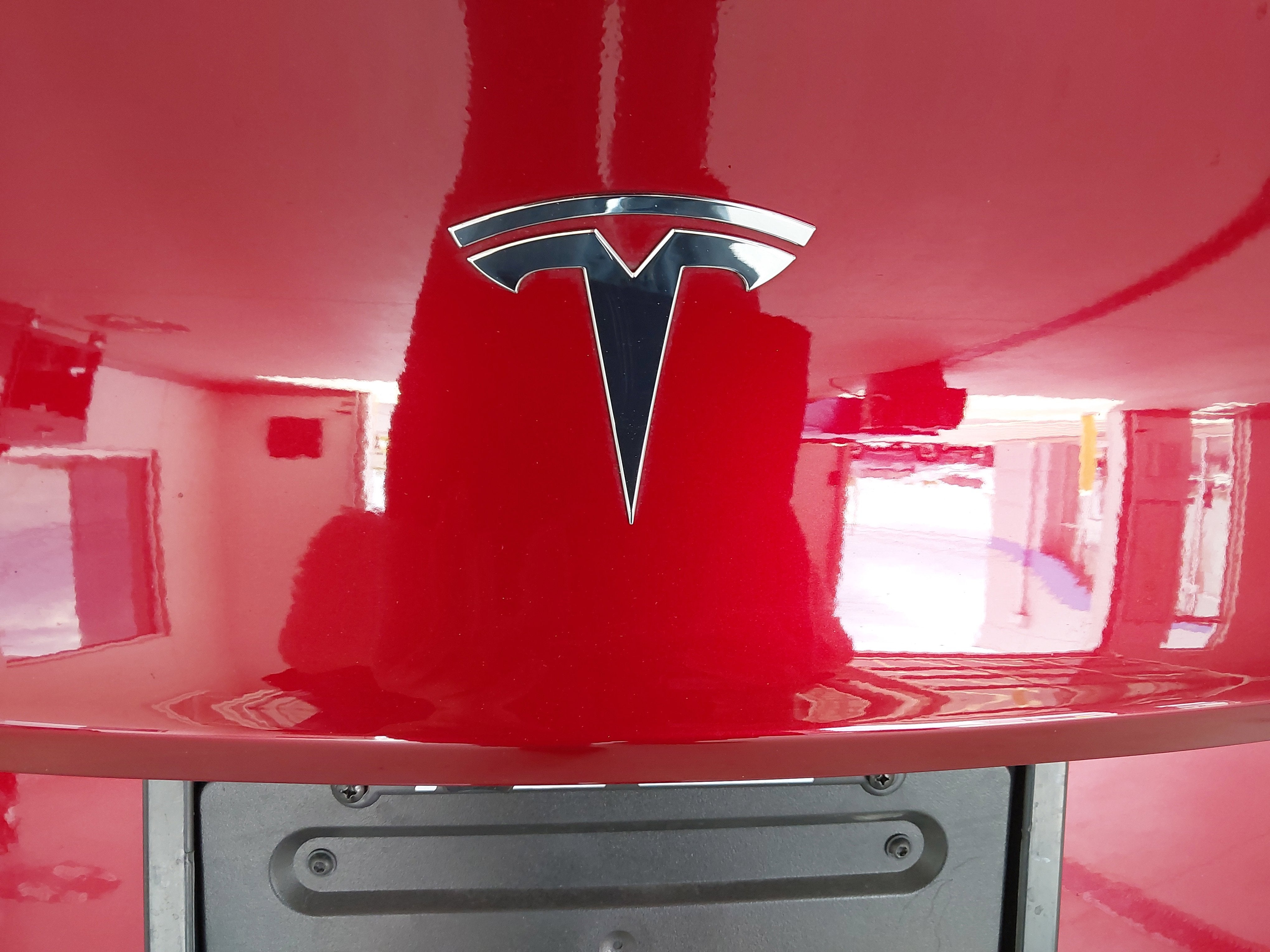 2025 Tesla Model Y Performance
