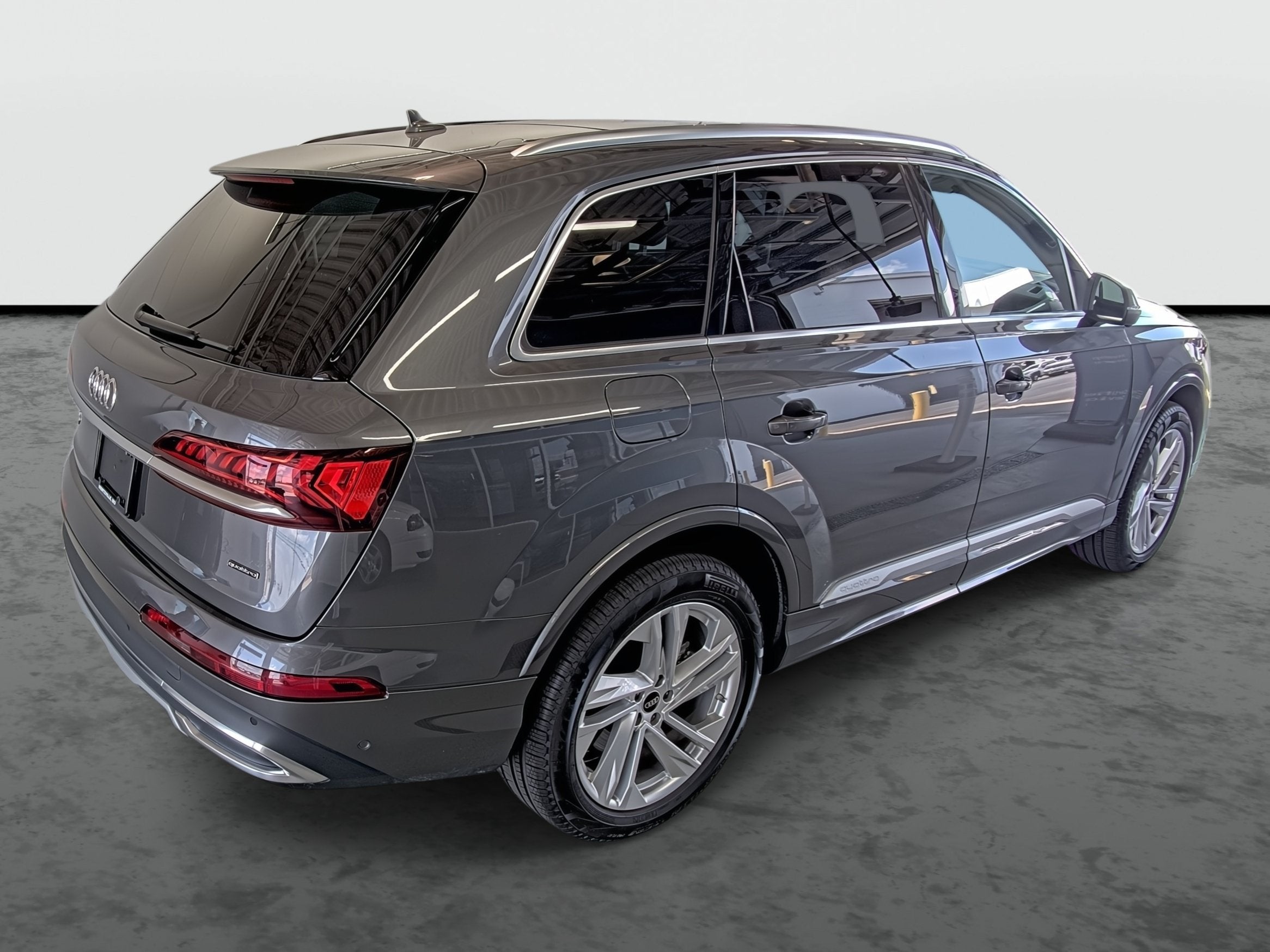 2023 Audi Q7 Premium 45 TFSI quattro Tiptronic