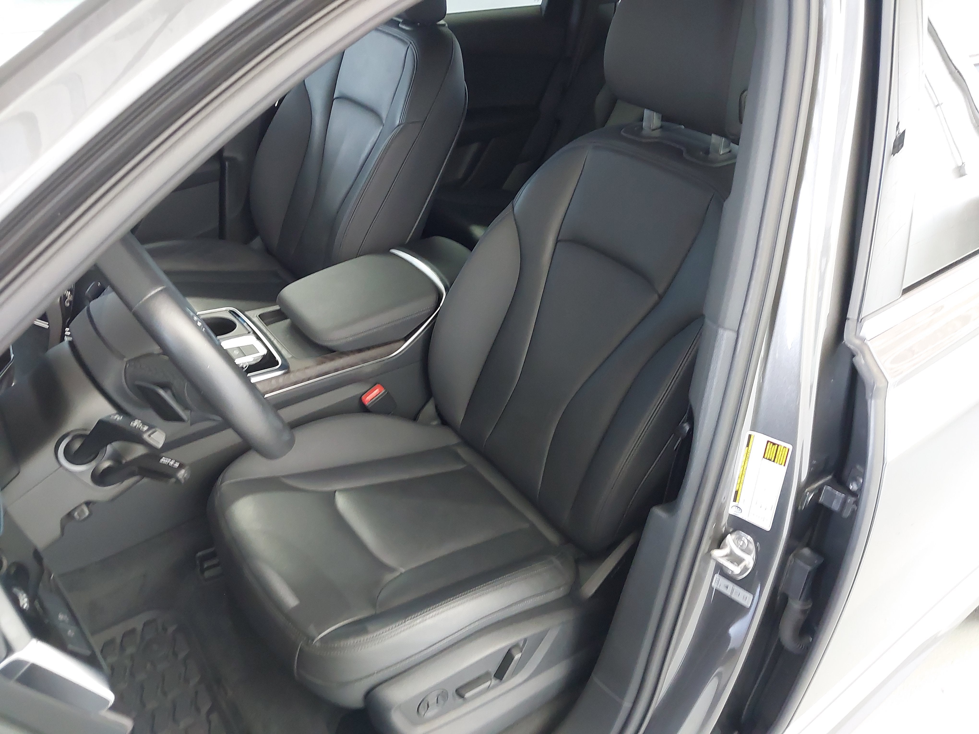 2023 Audi Q7 Premium 45 TFSI quattro Tiptronic