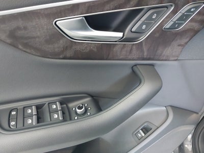 2023 Audi Q7 Premium 45 TFSI quattro Tiptronic