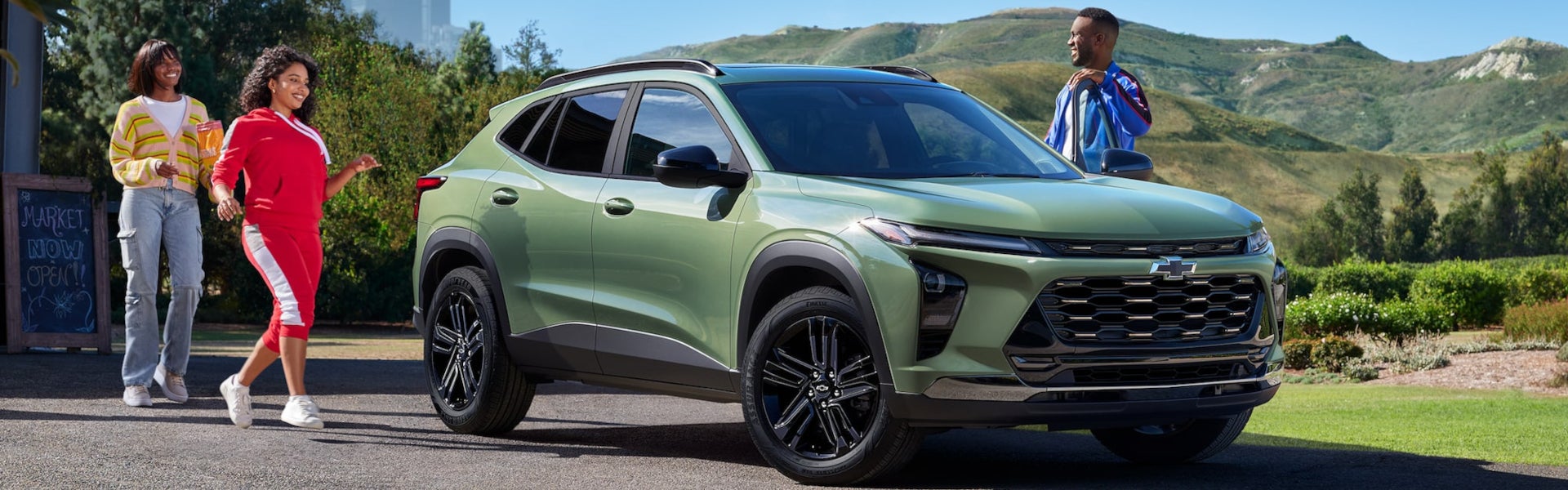 The instrument panel in the 2025 Chevrolet Trax in Wentzville, MO